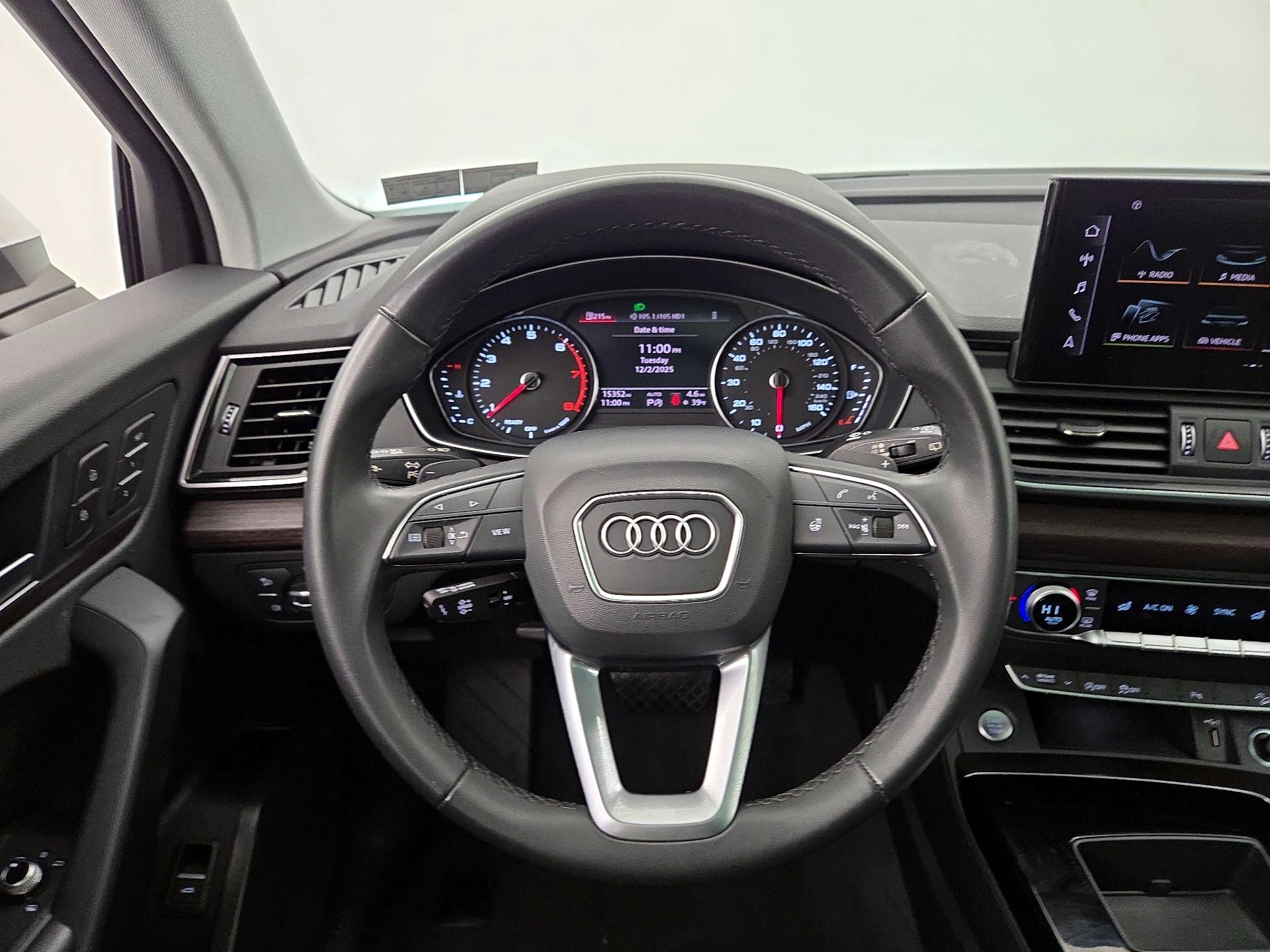 Thumbnail: 2023 Audi Q5 - 10