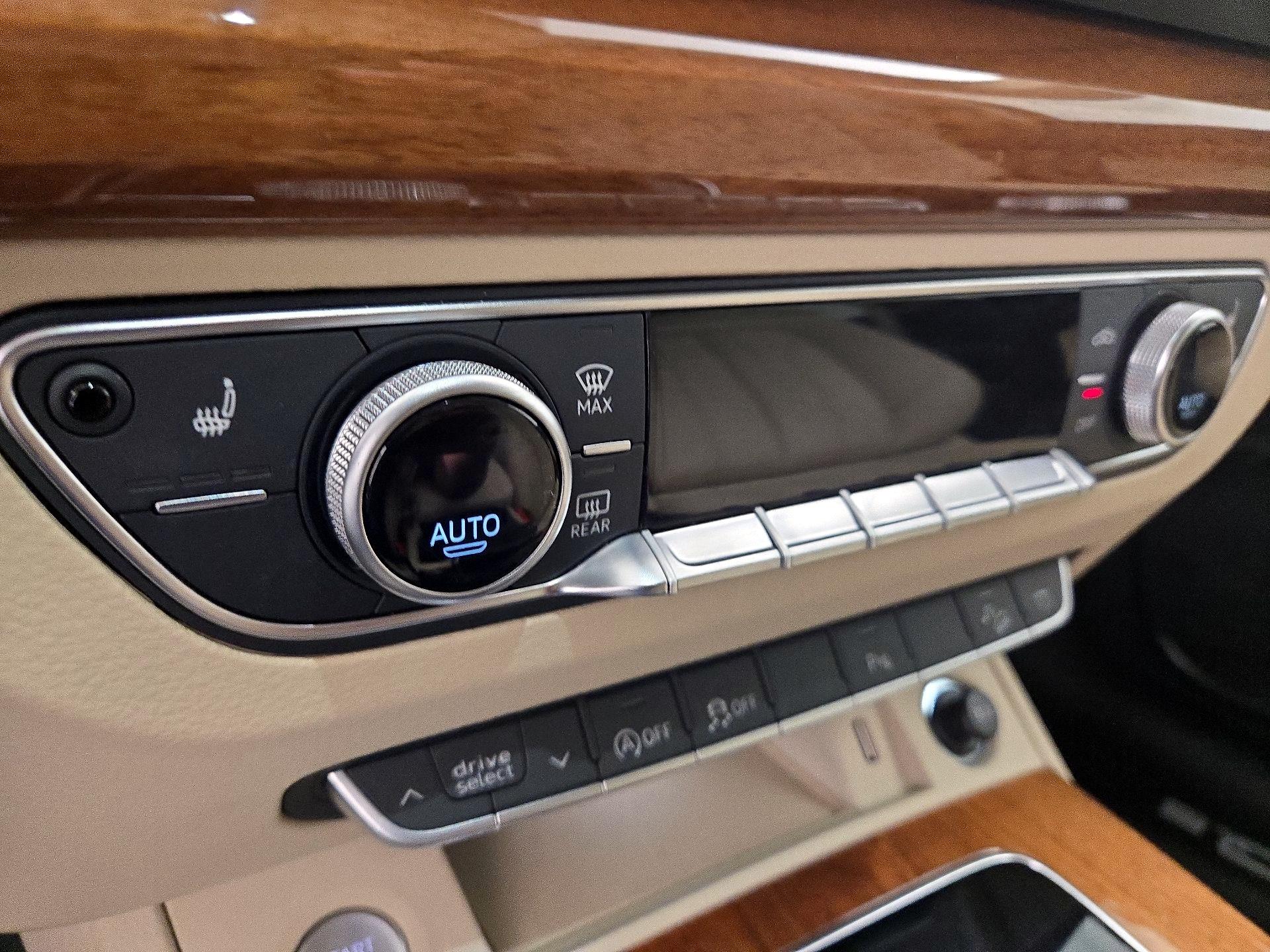 Thumbnail: 2023 Audi Q5 - 16