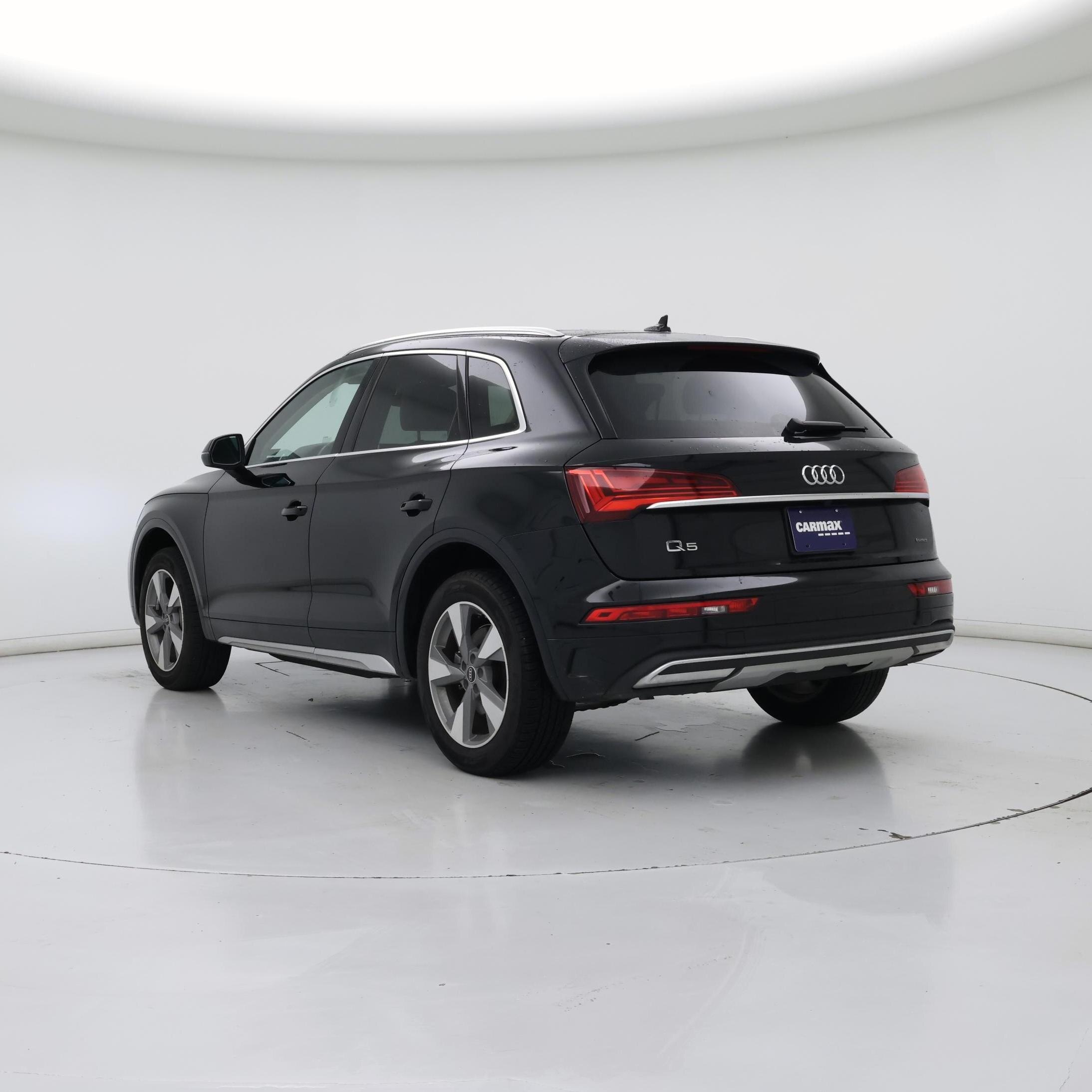 Thumbnail: 2023 Audi Q5 - 2