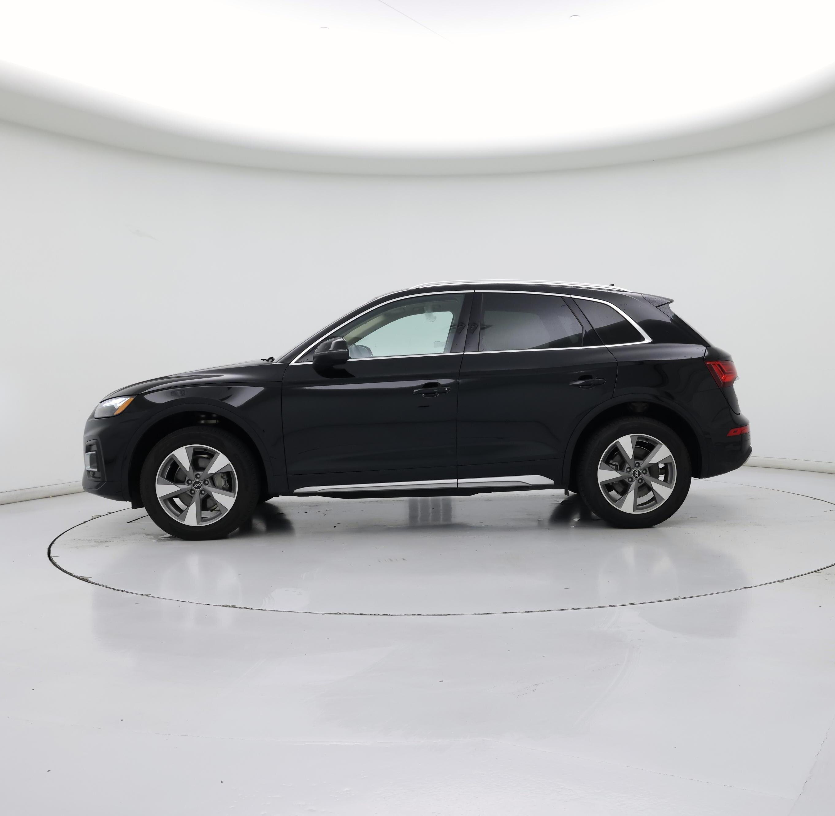 Thumbnail: 2023 Audi Q5 - 3