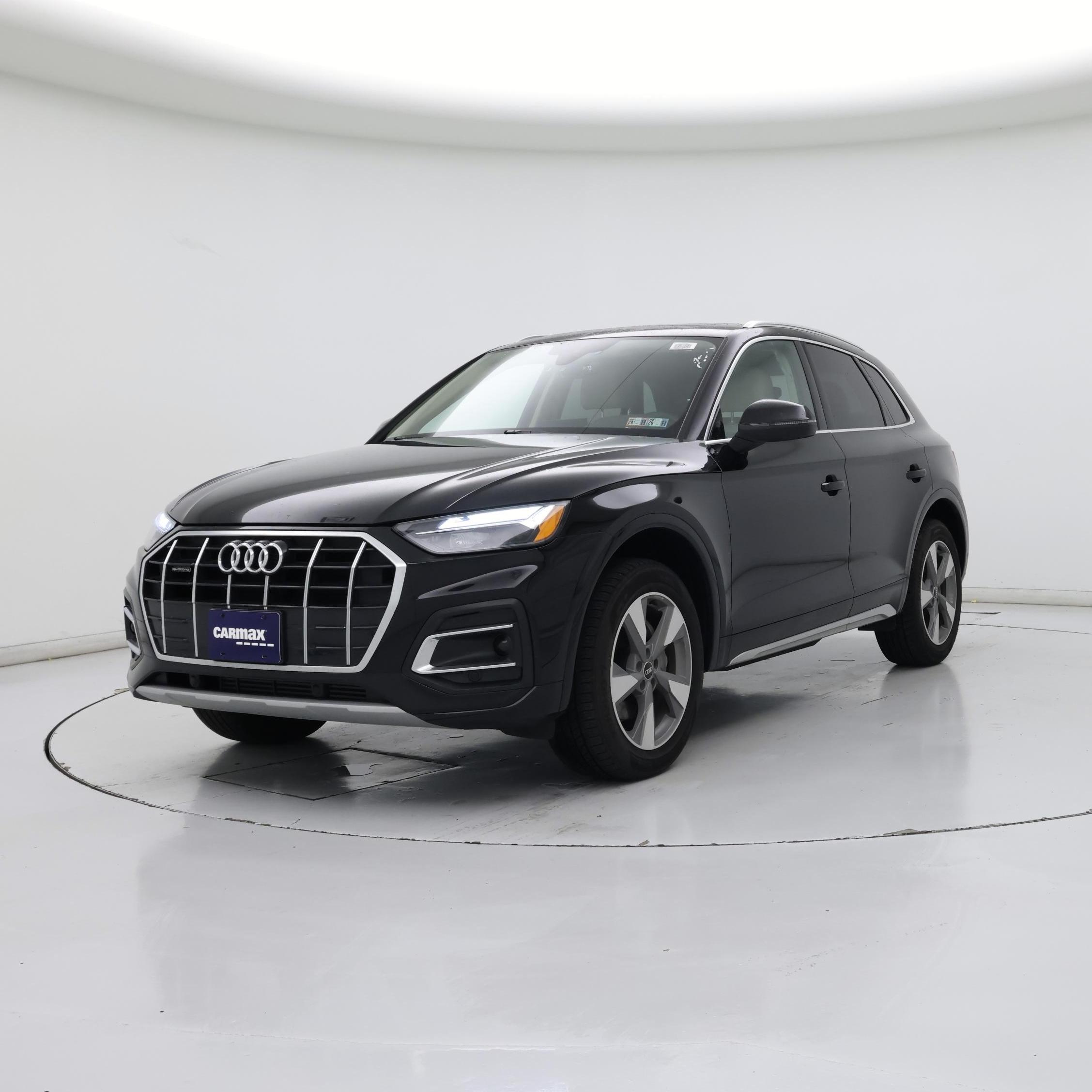 Thumbnail: 2023 Audi Q5 - 4