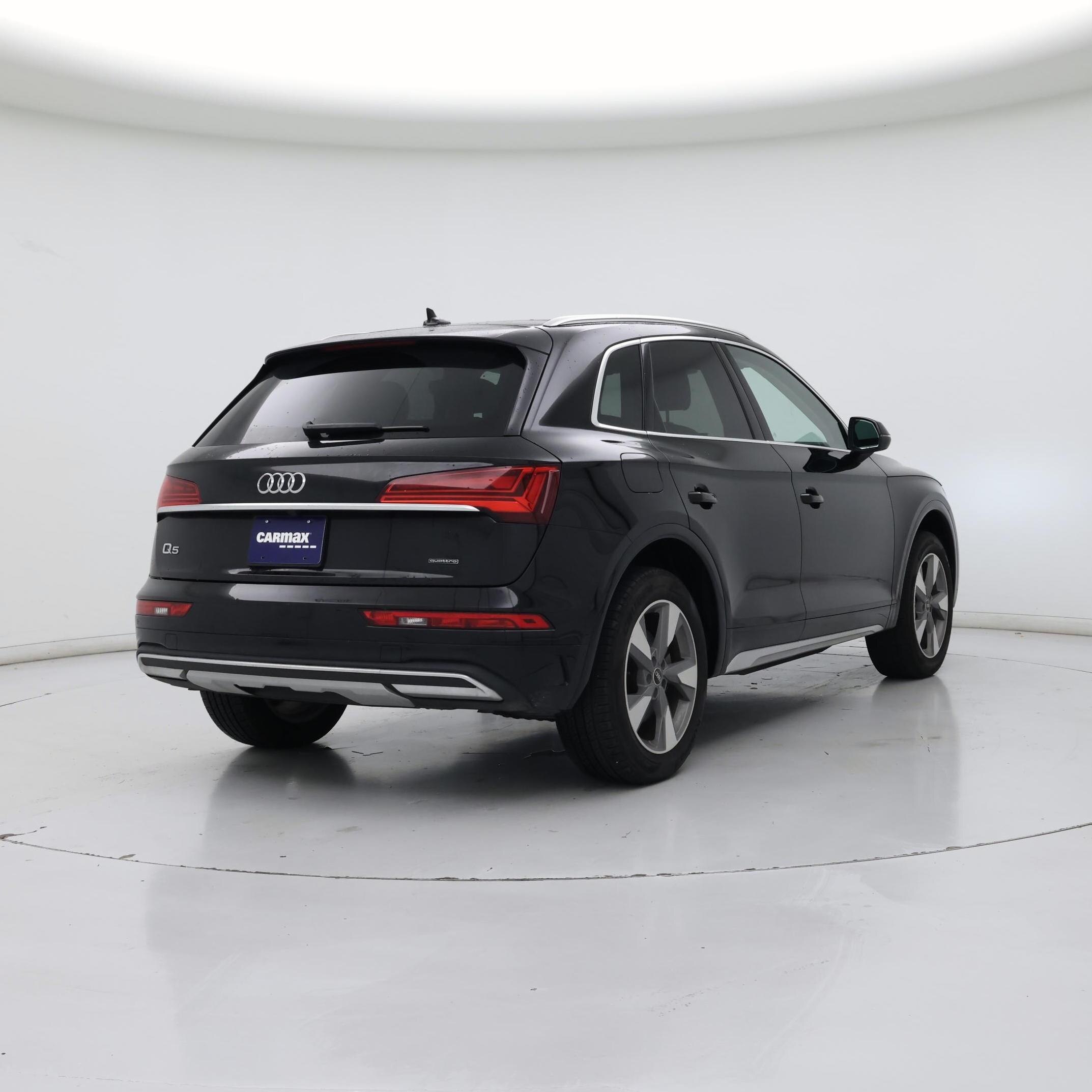 Thumbnail: 2023 Audi Q5 - 8