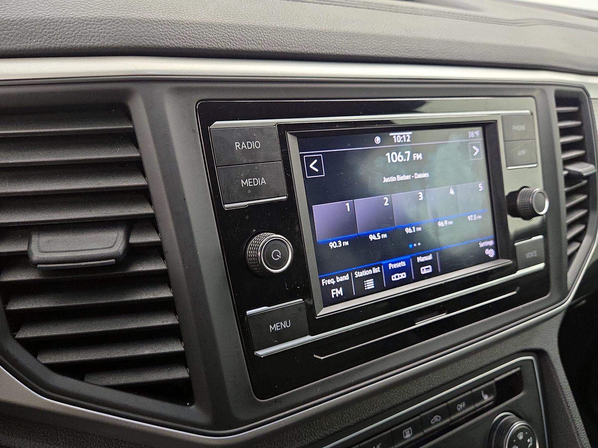 Thumbnail: 2022 Volkswagen Atlas - 15