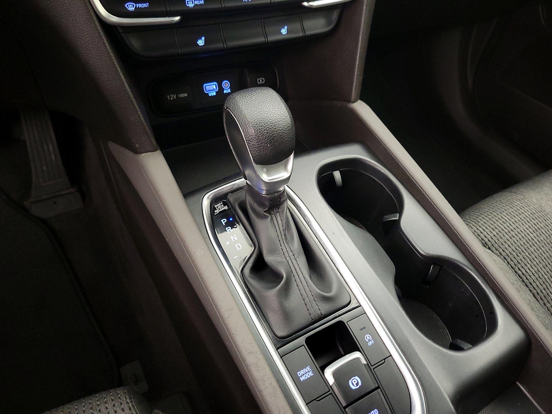 Thumbnail: 2019 Hyundai Santa Fe - 17