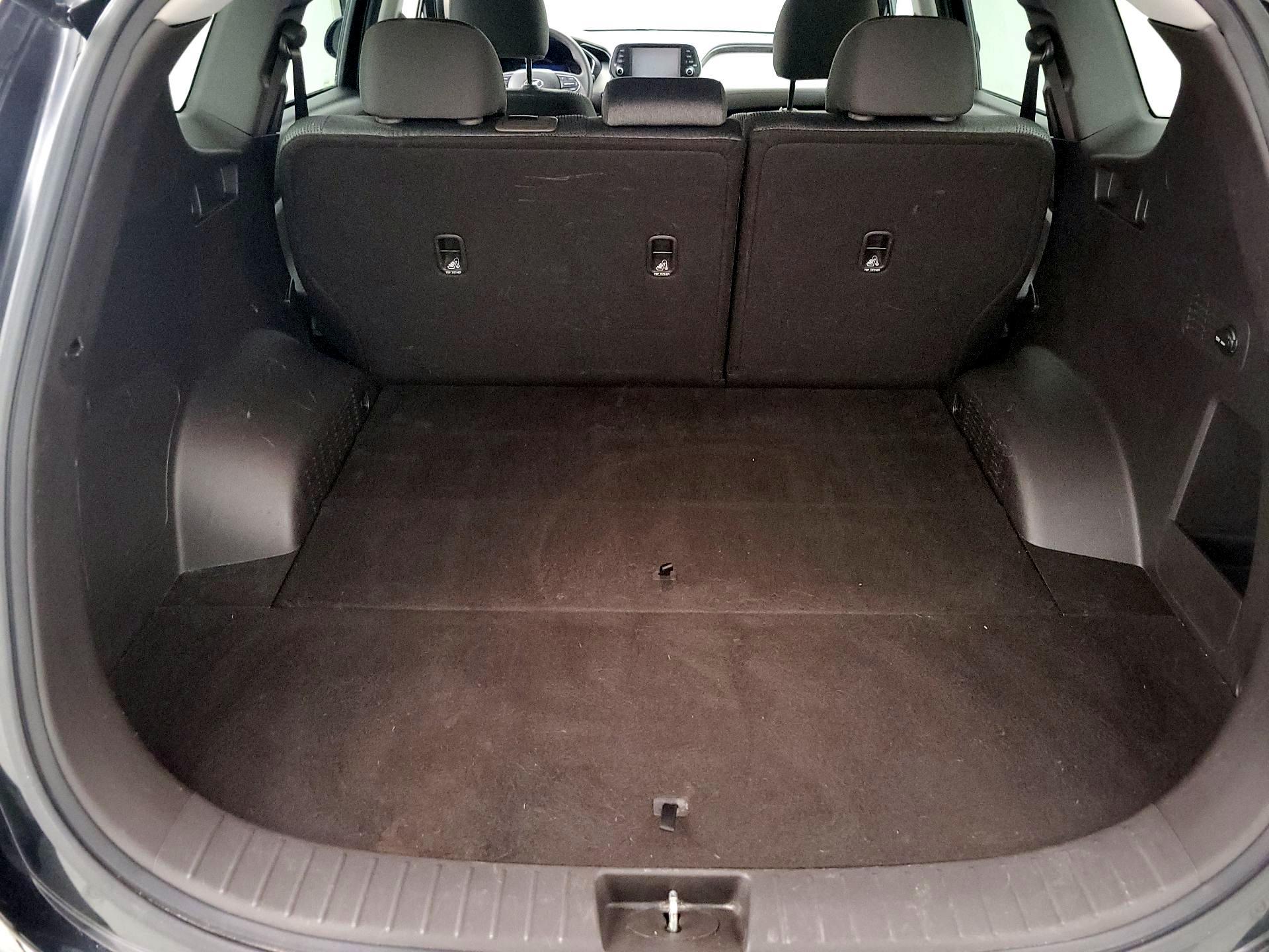 Thumbnail: 2019 Hyundai Santa Fe - 20