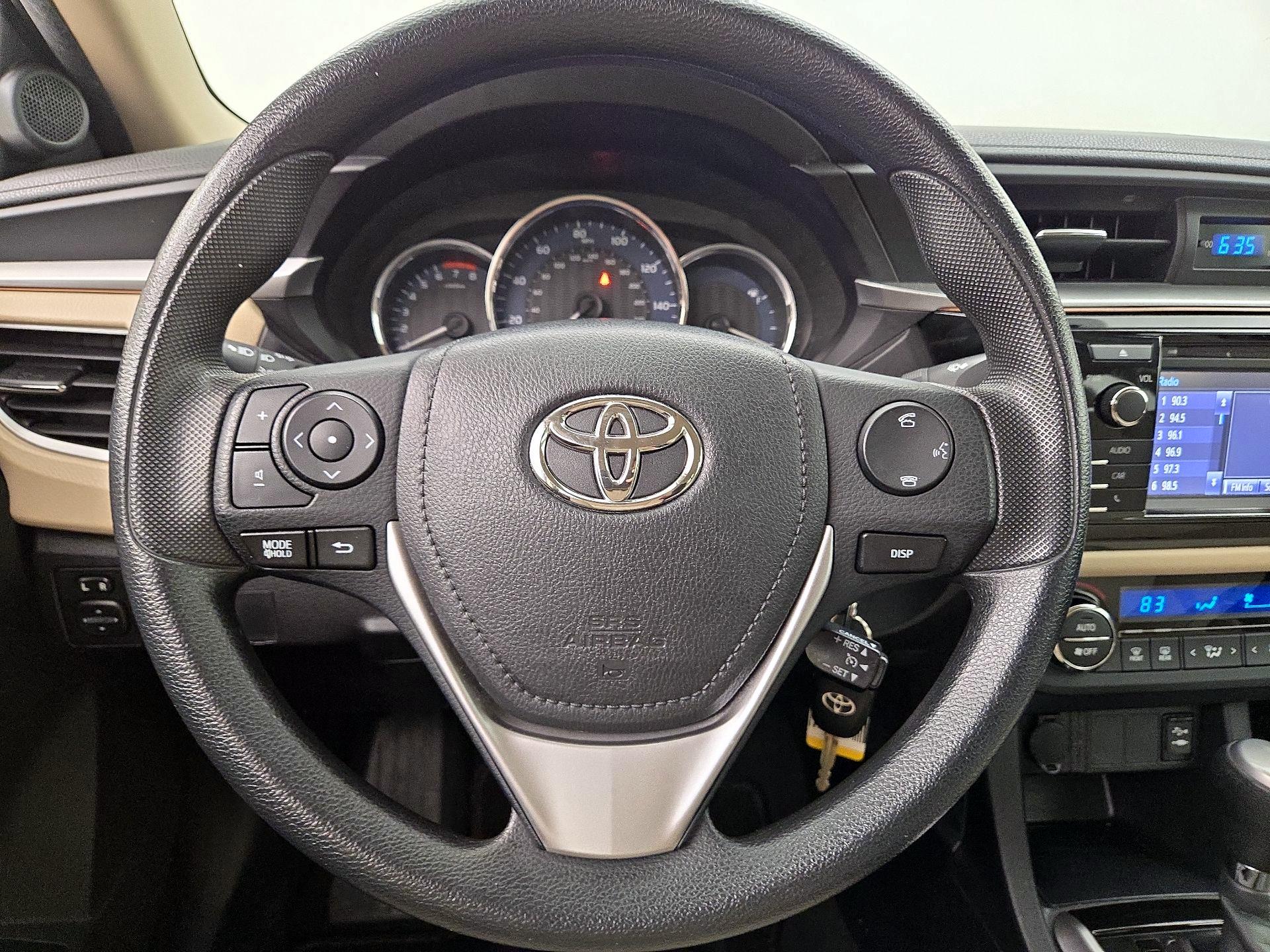 Thumbnail: 2016 Toyota Corolla - 10