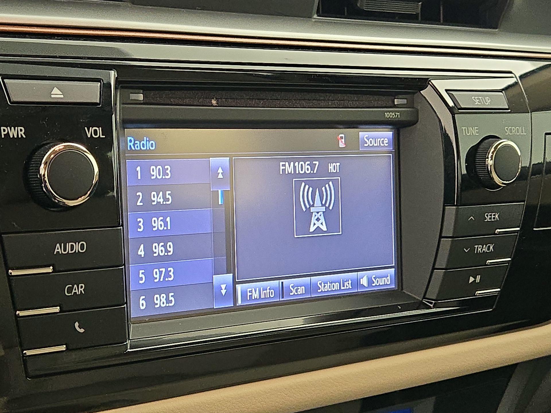 Thumbnail: 2016 Toyota Corolla - 14