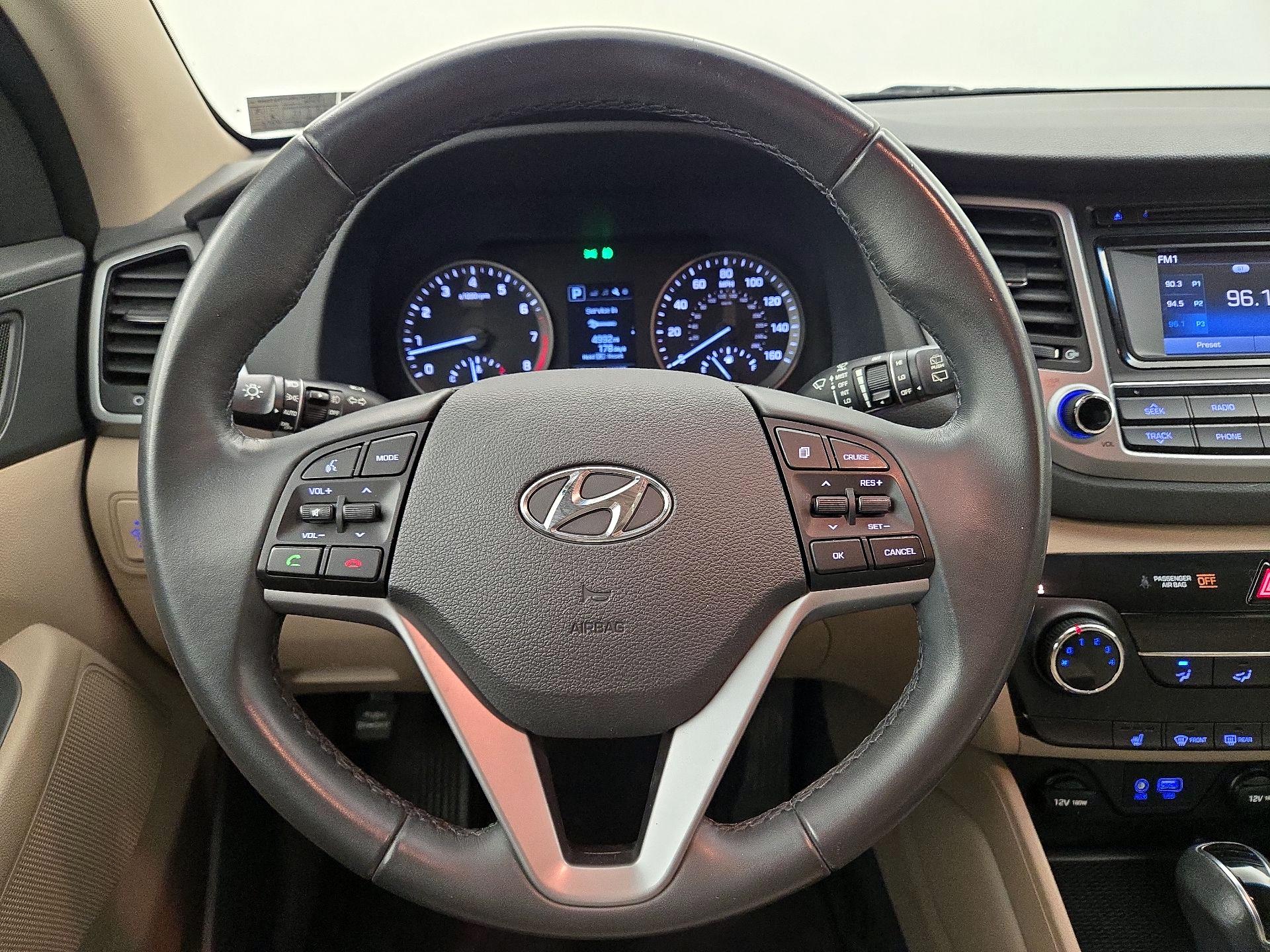 Thumbnail: 2017 Hyundai Tucson - 10