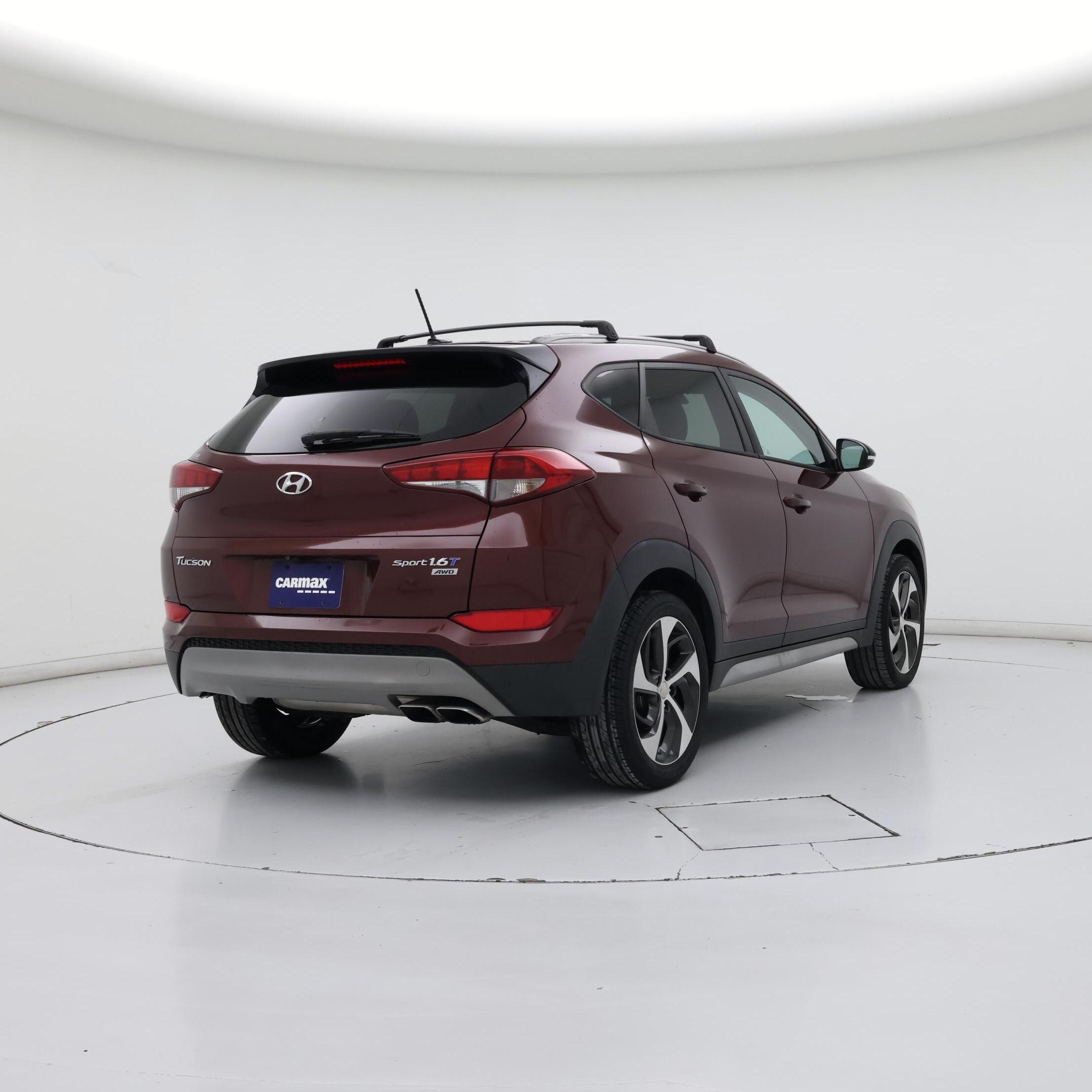 Thumbnail: 2017 Hyundai Tucson - 8