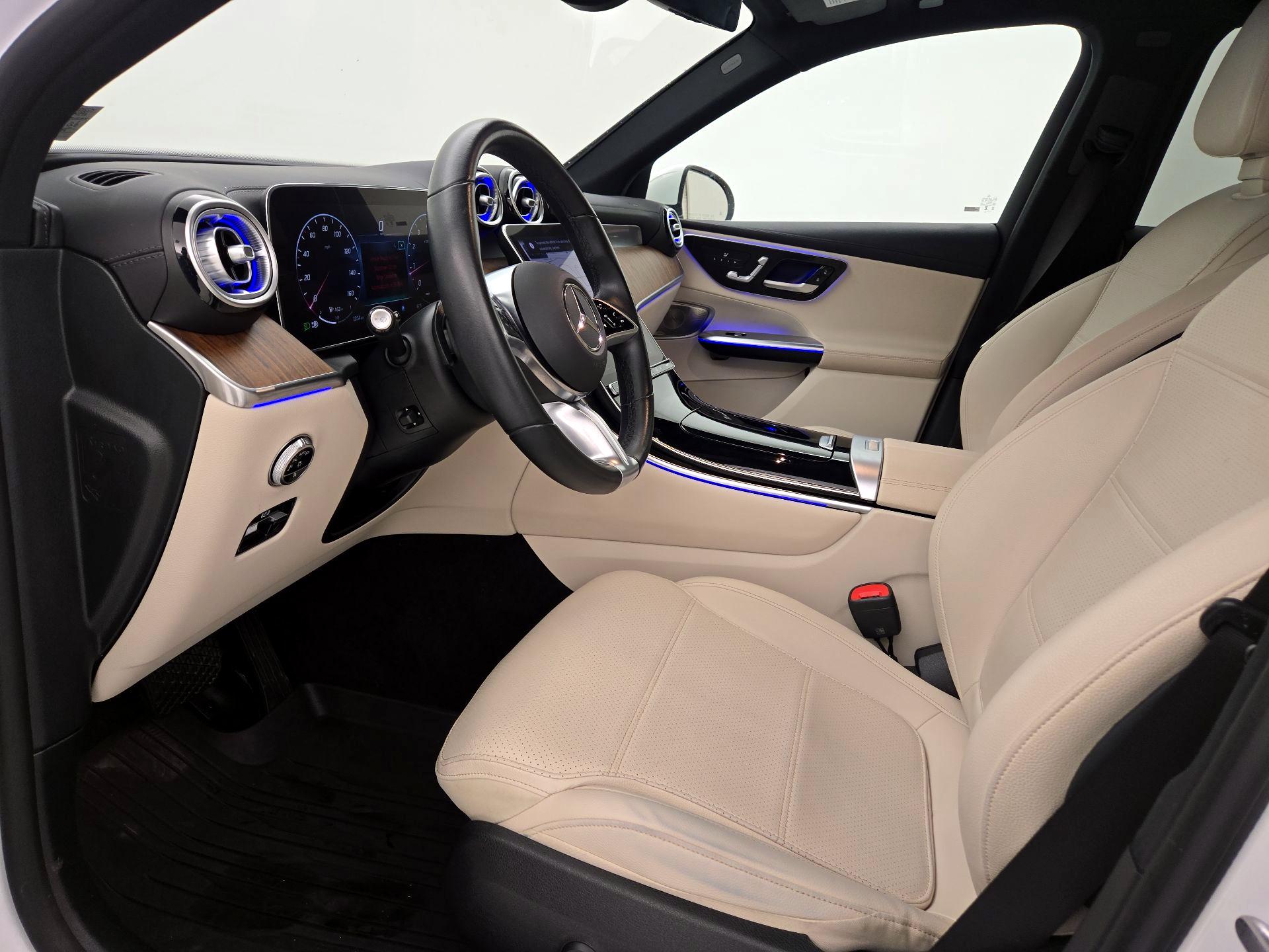 Thumbnail: 2023 Mercedes-Benz GLC - 11