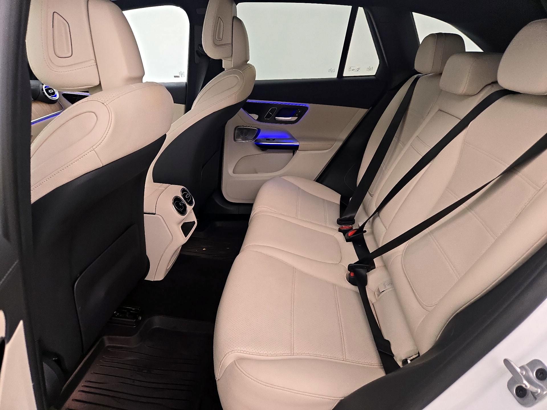 Thumbnail: 2023 Mercedes-Benz GLC - 19