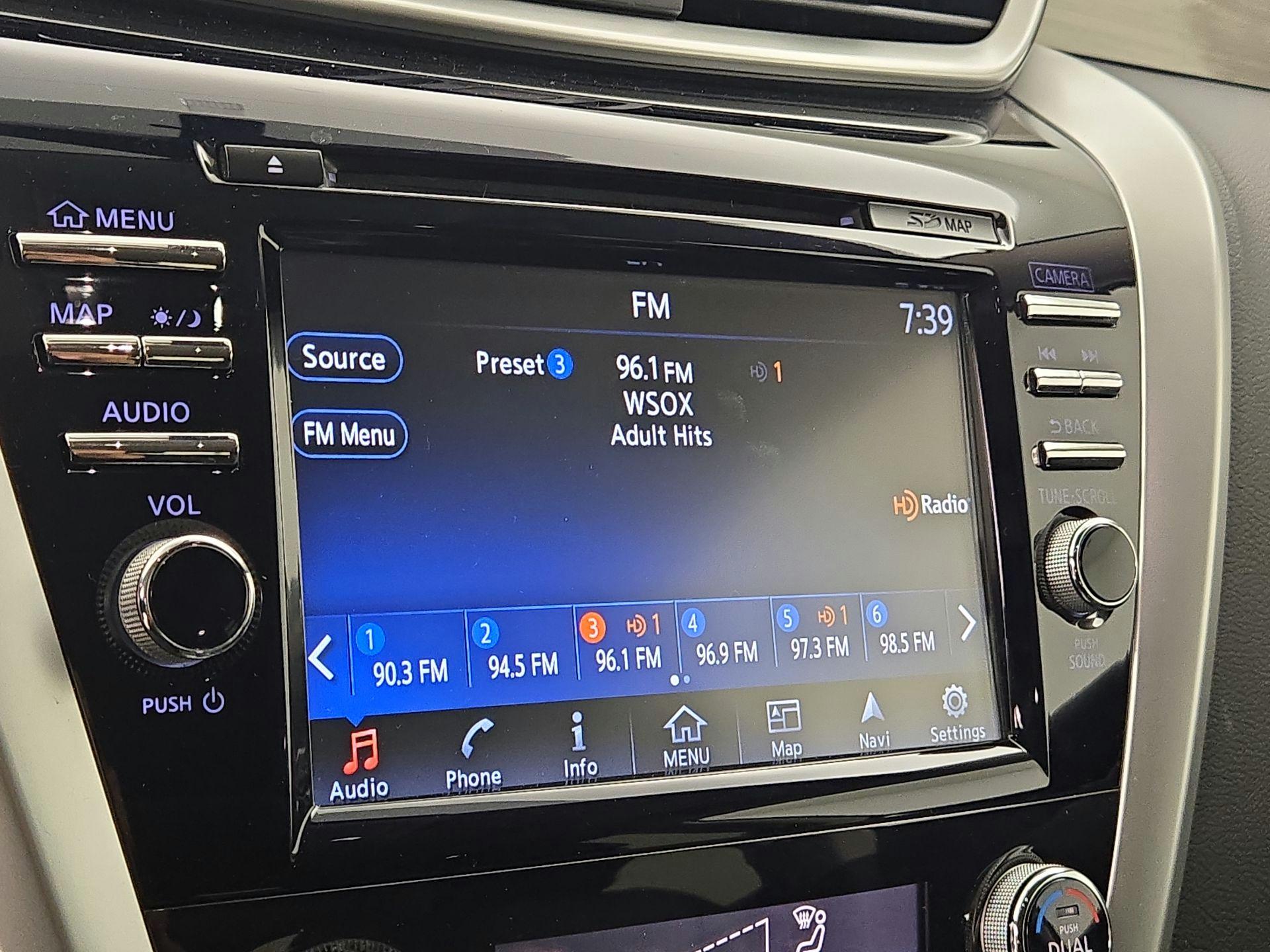 Thumbnail: 2018 Nissan Murano - 16