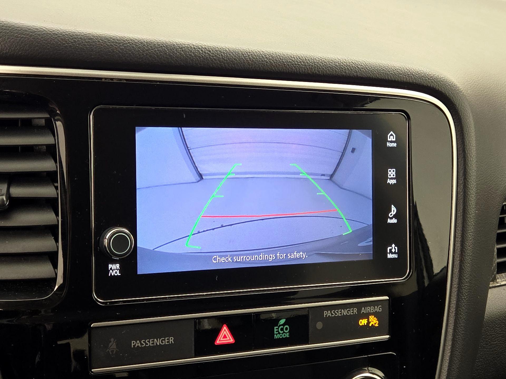 Thumbnail: 2019 Mitsubishi Outlander - 14