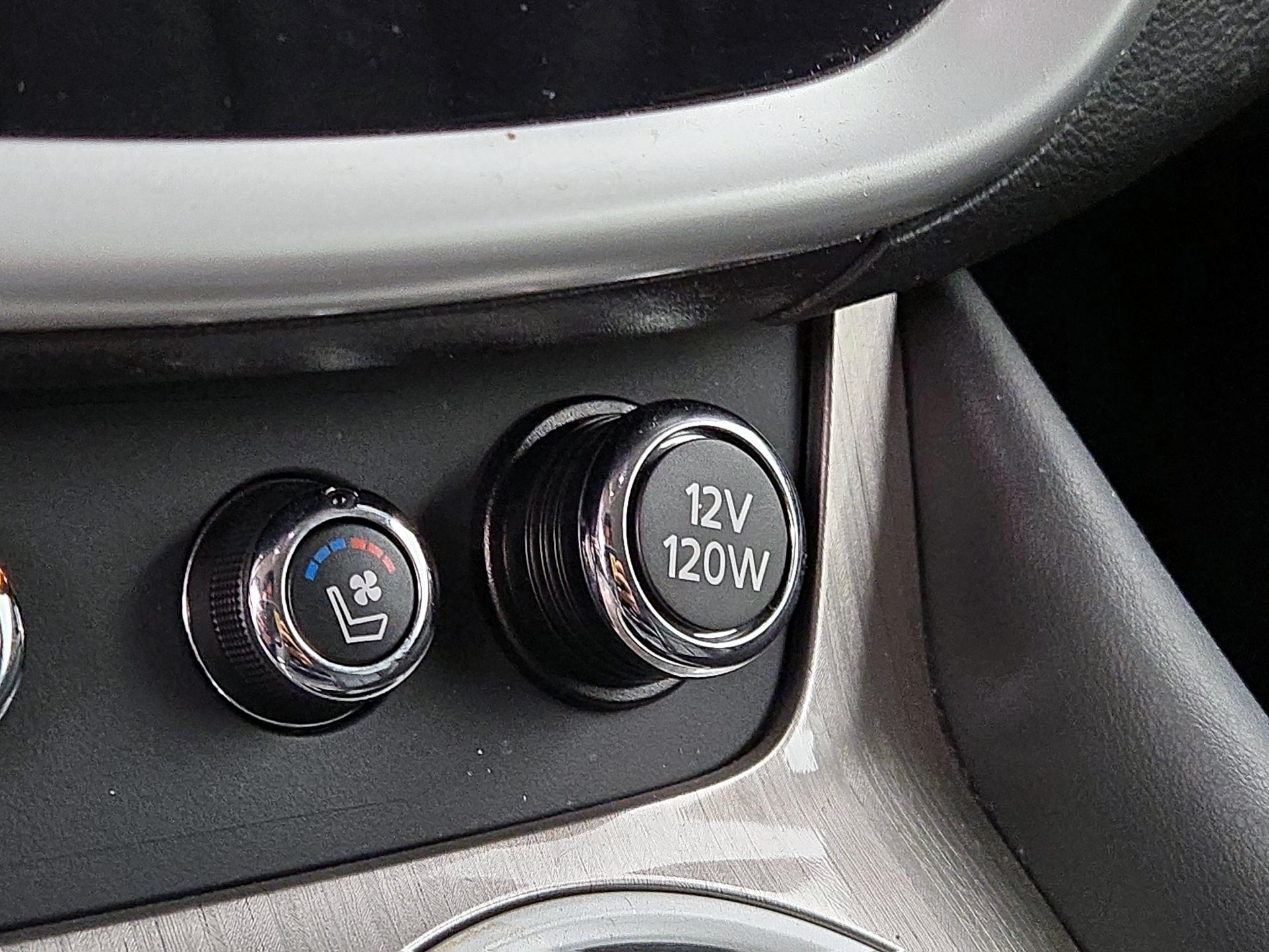 Thumbnail: 2017 Nissan Murano - 18