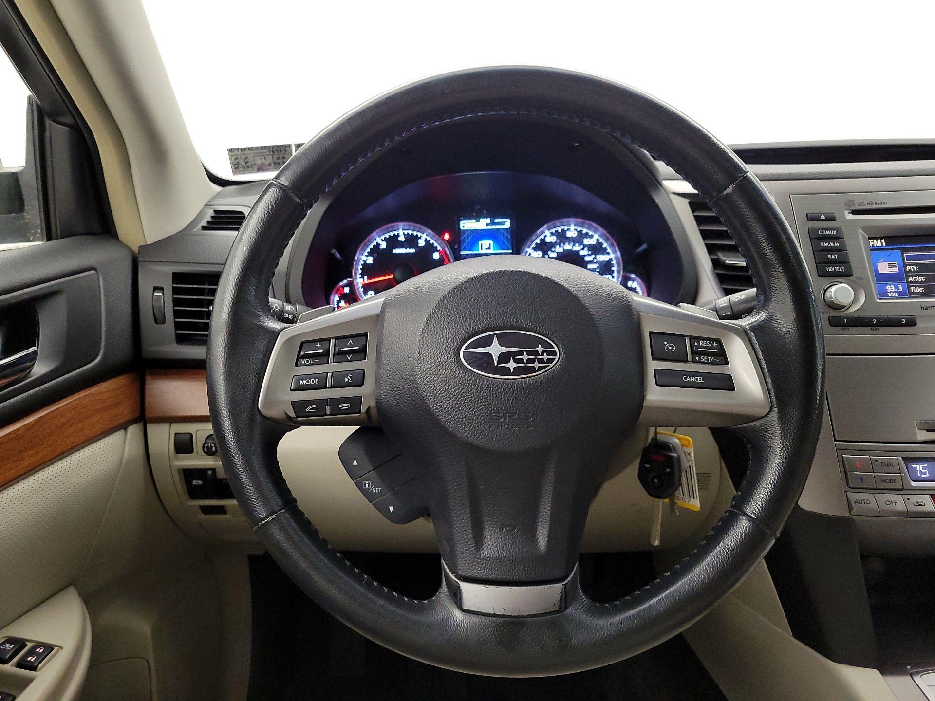 Thumbnail: 2014 Subaru Outback - 10