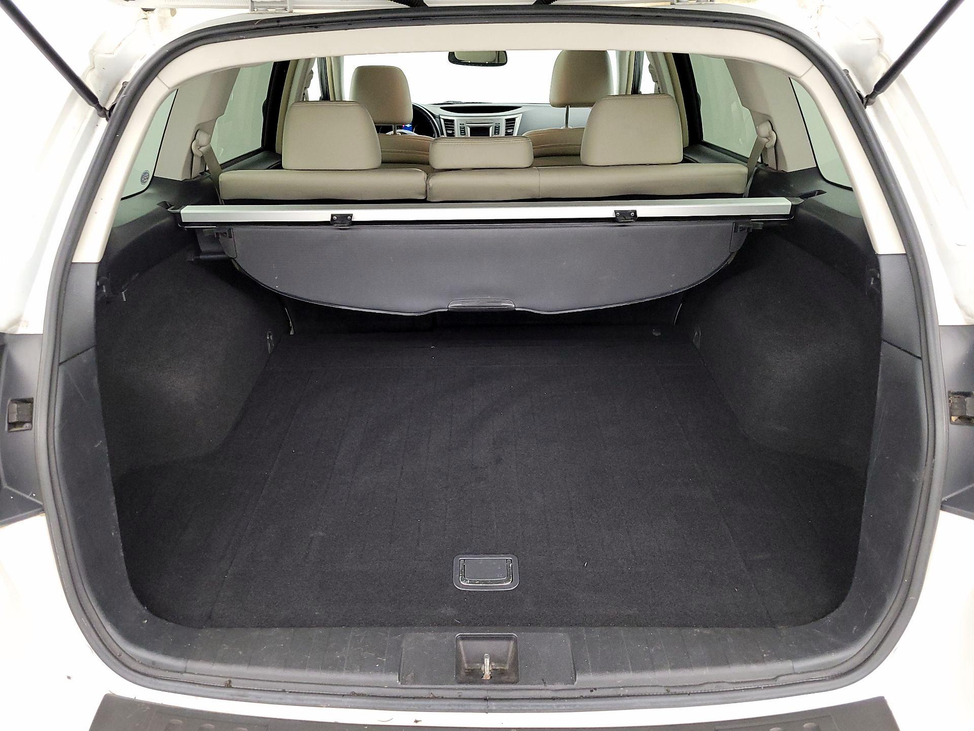 Thumbnail: 2014 Subaru Outback - 20