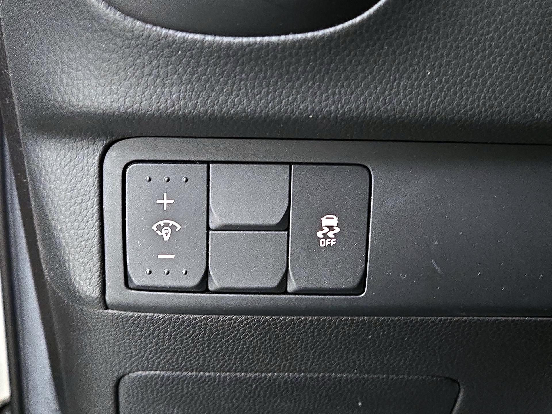 Thumbnail: 2016 Kia Soul - 13