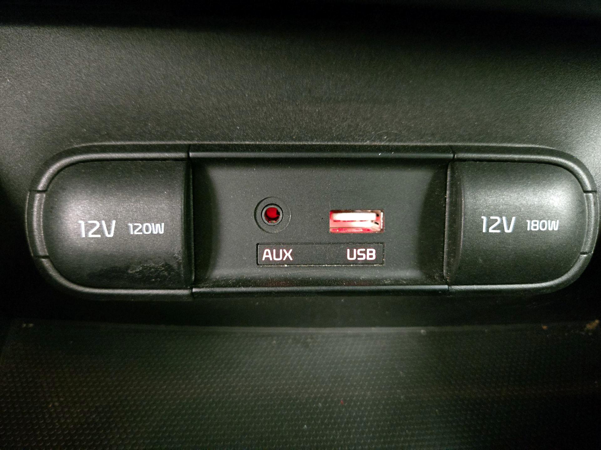 Thumbnail: 2016 Kia Soul - 18