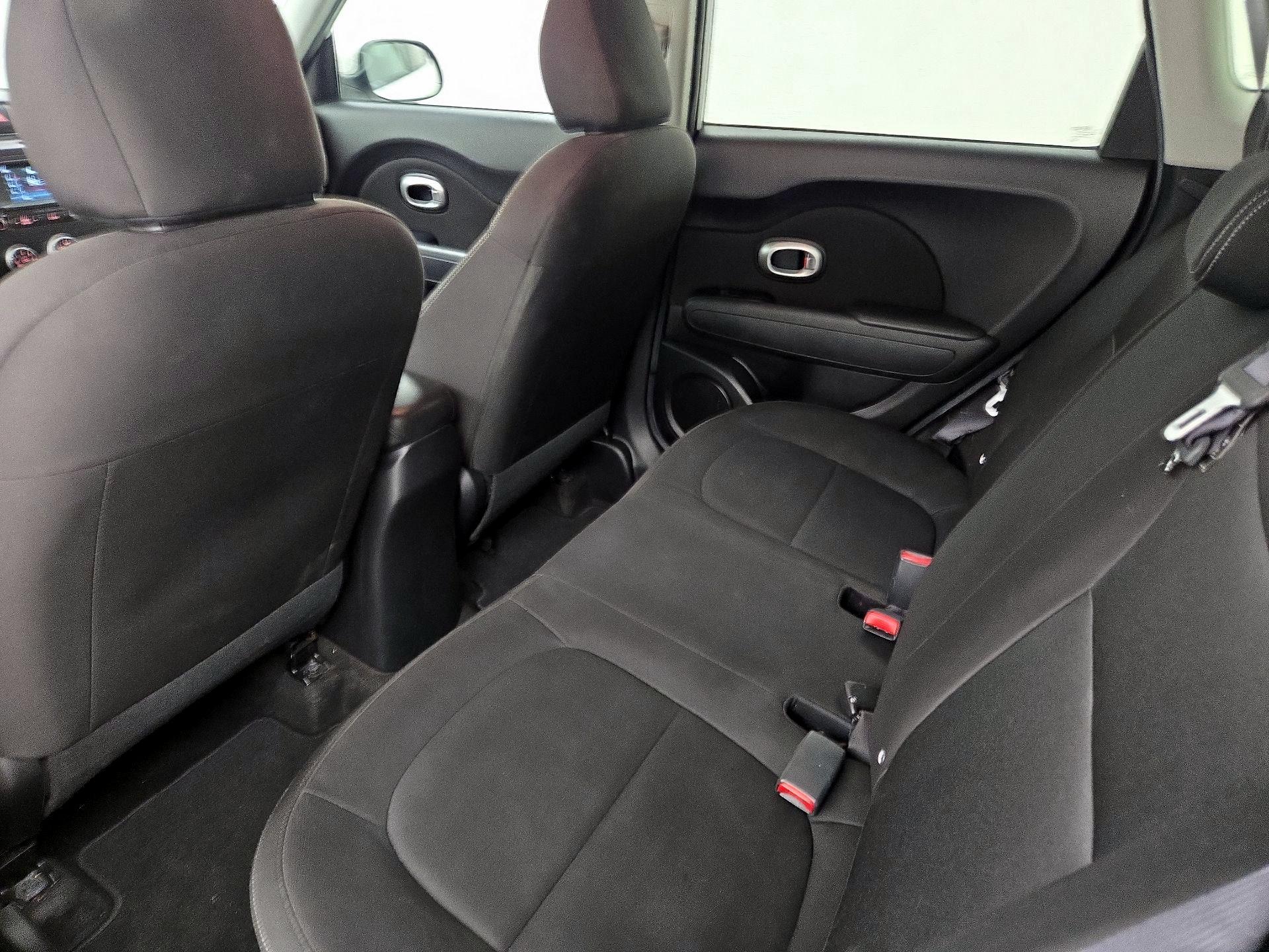 Thumbnail: 2016 Kia Soul - 19