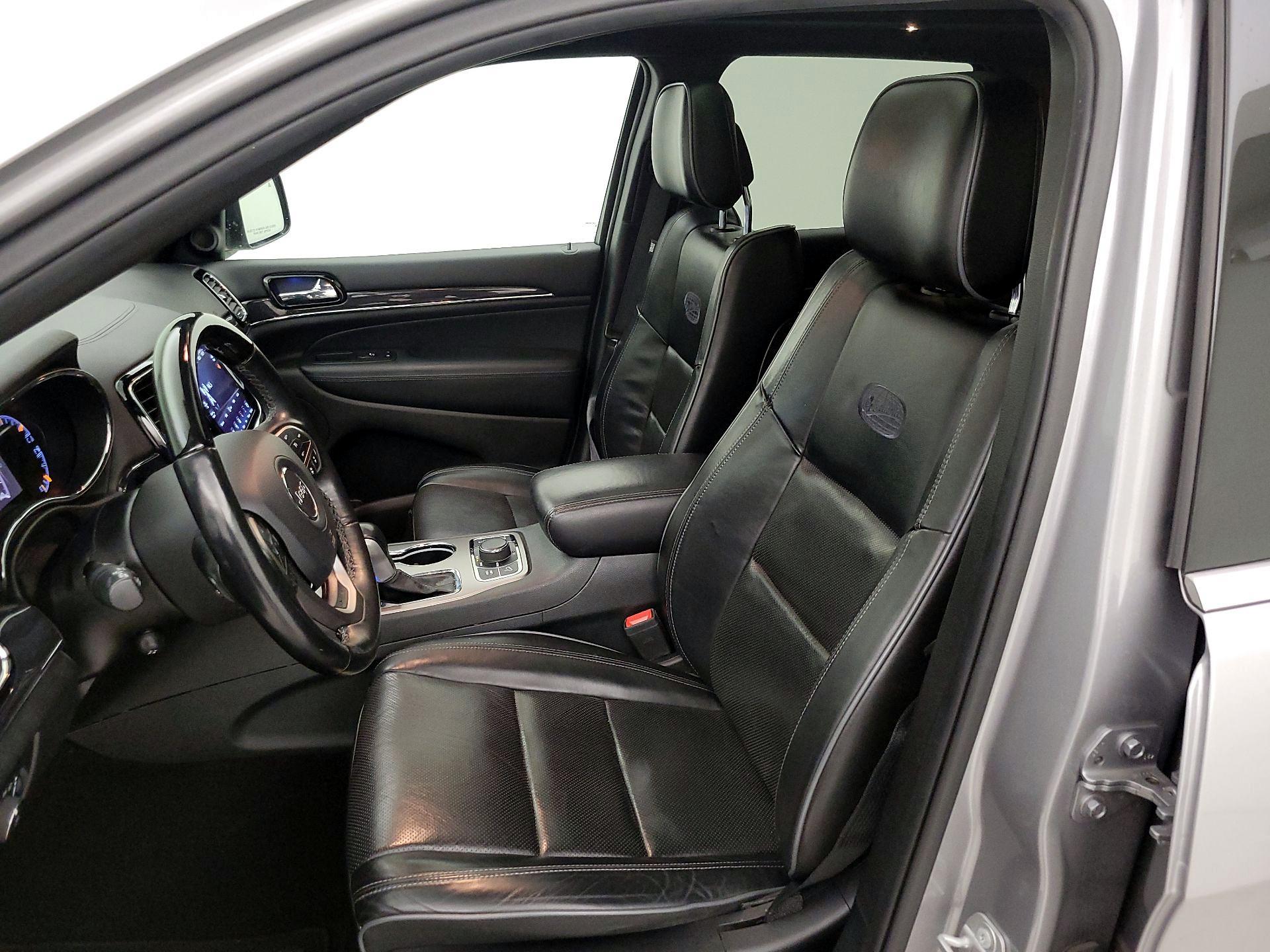 Thumbnail: 2020 Jeep Grand Cherokee - 11