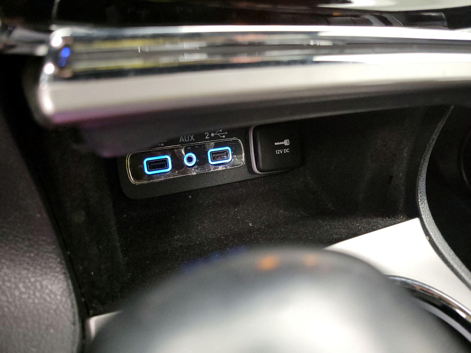 Thumbnail: 2020 Jeep Grand Cherokee - 18