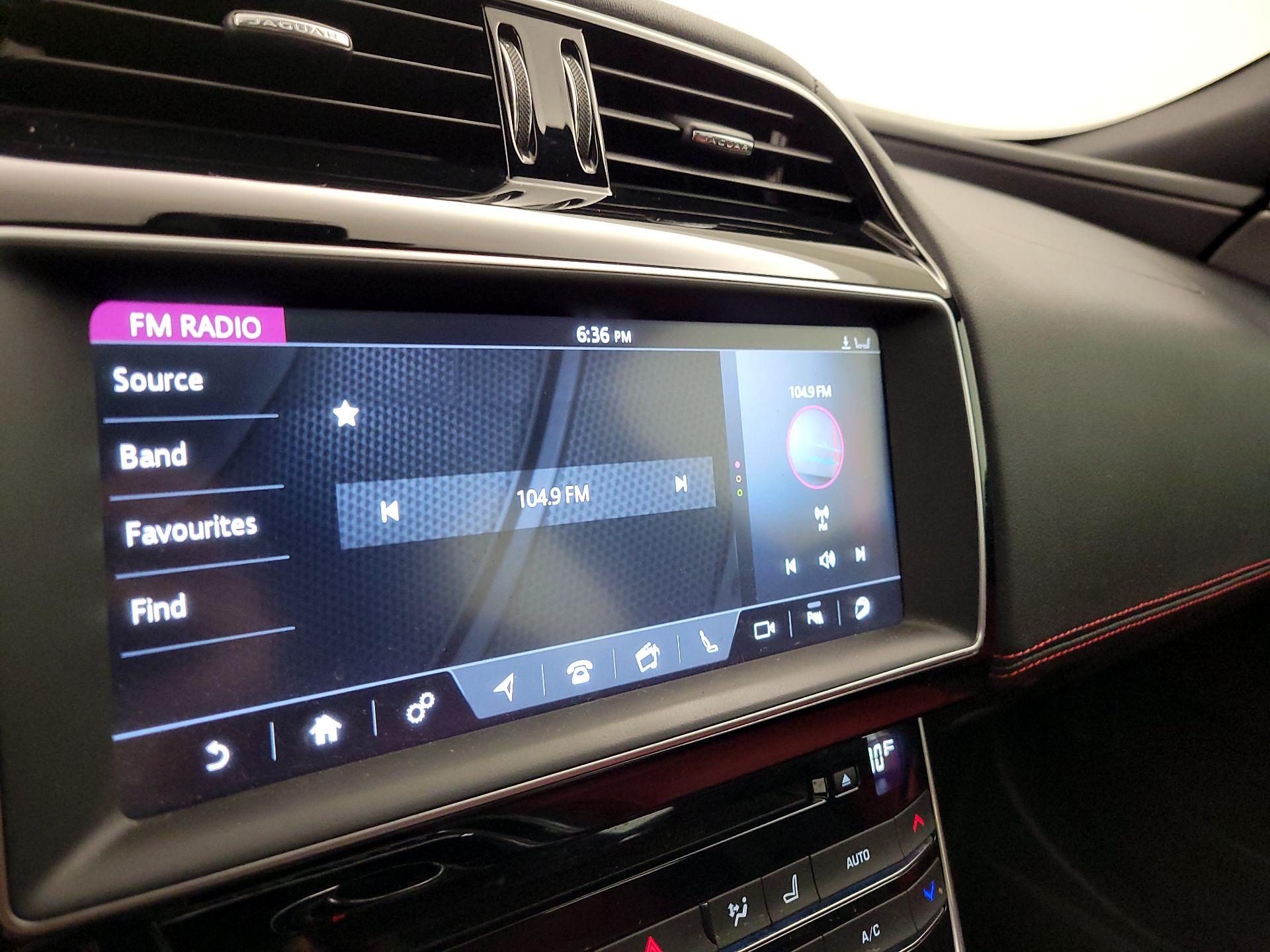 Thumbnail: 2017 Jaguar XE - 15