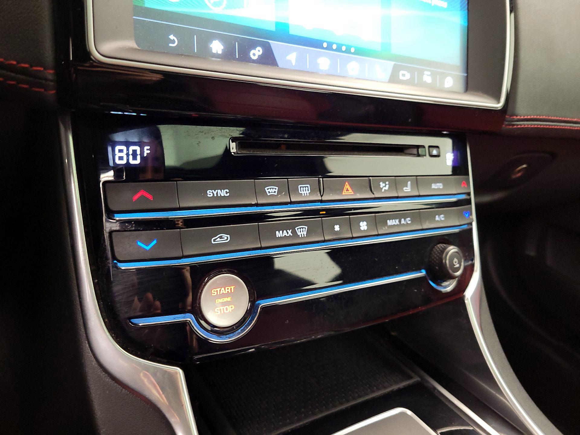 Thumbnail: 2017 Jaguar XE - 16