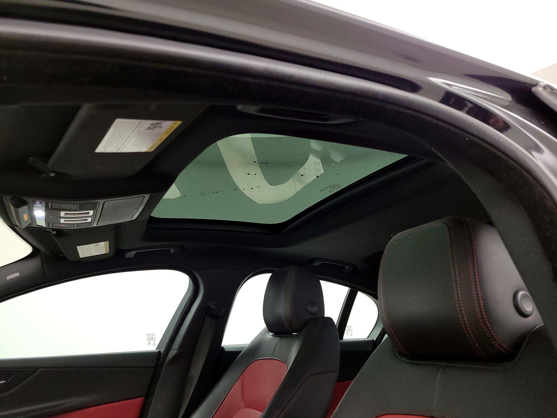 Thumbnail: 2017 Jaguar XE - 19