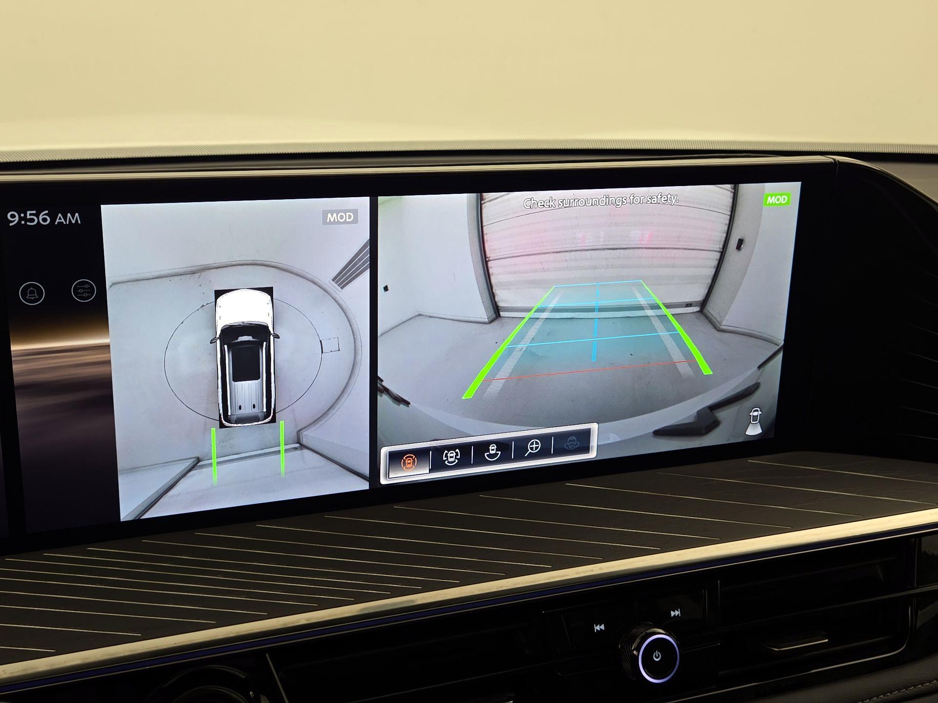 Thumbnail: 2025 INFINITI QX80 - 15