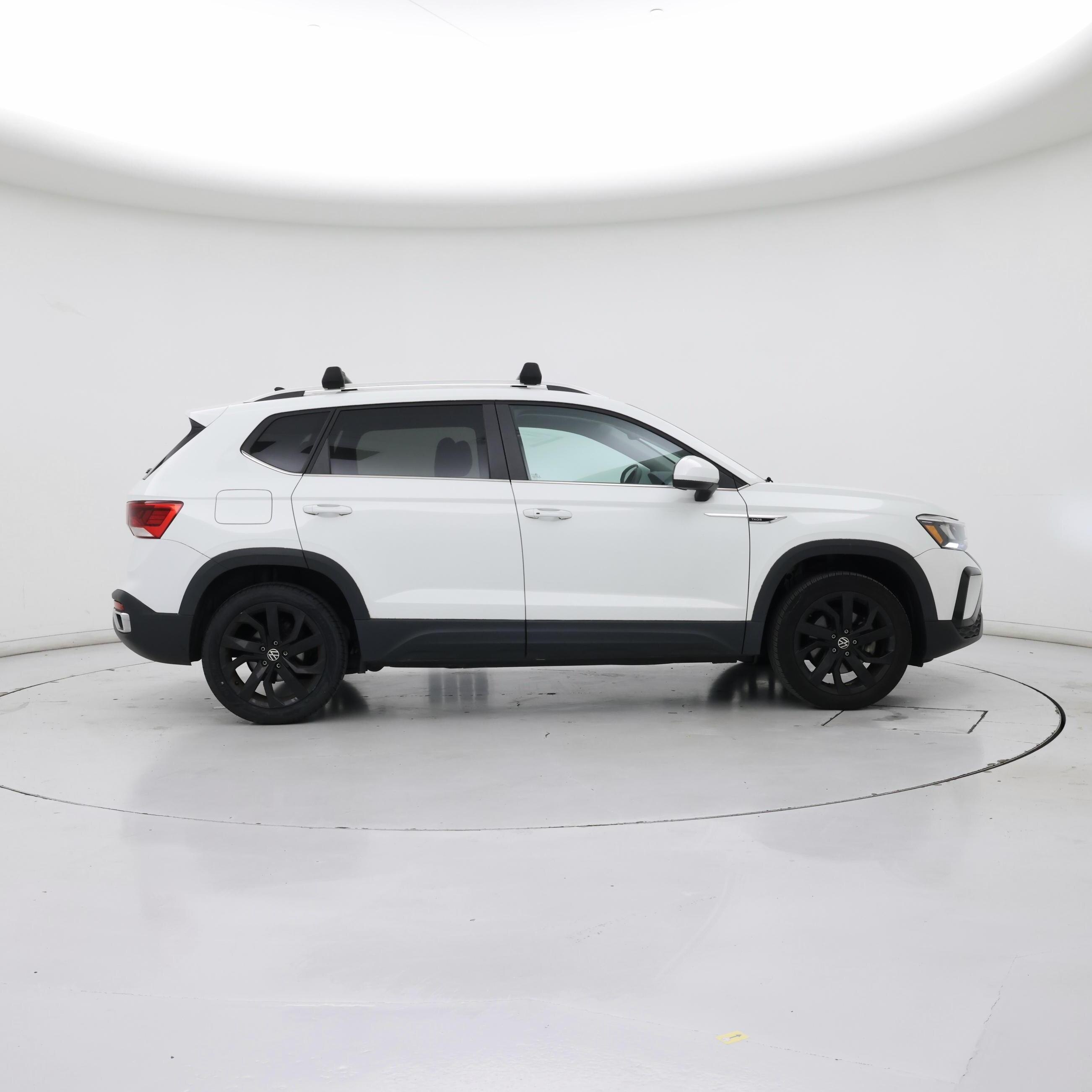 Thumbnail: 2022 Volkswagen Taos - 7