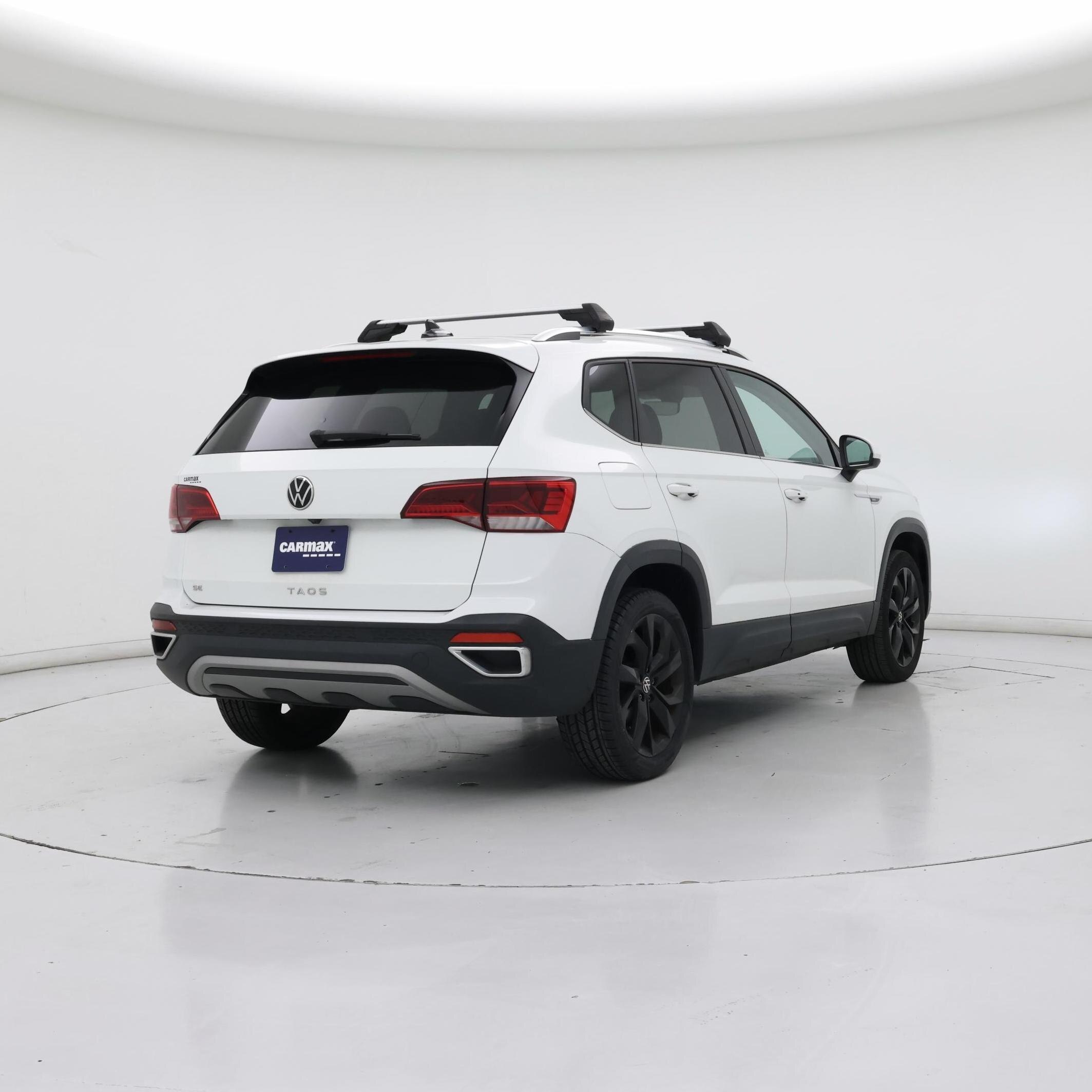 Thumbnail: 2022 Volkswagen Taos - 8