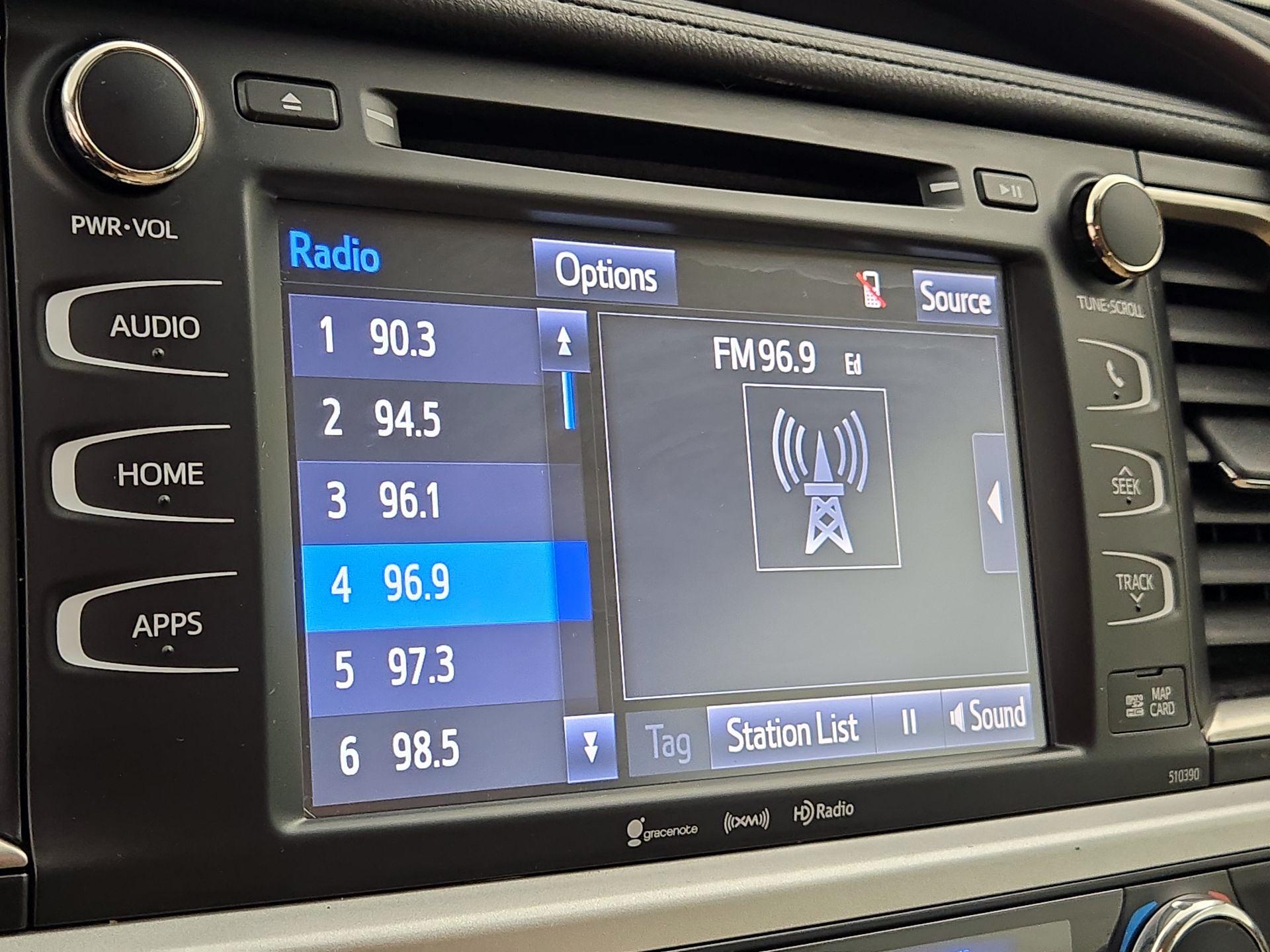 Thumbnail: 2019 Toyota Highlander - 15