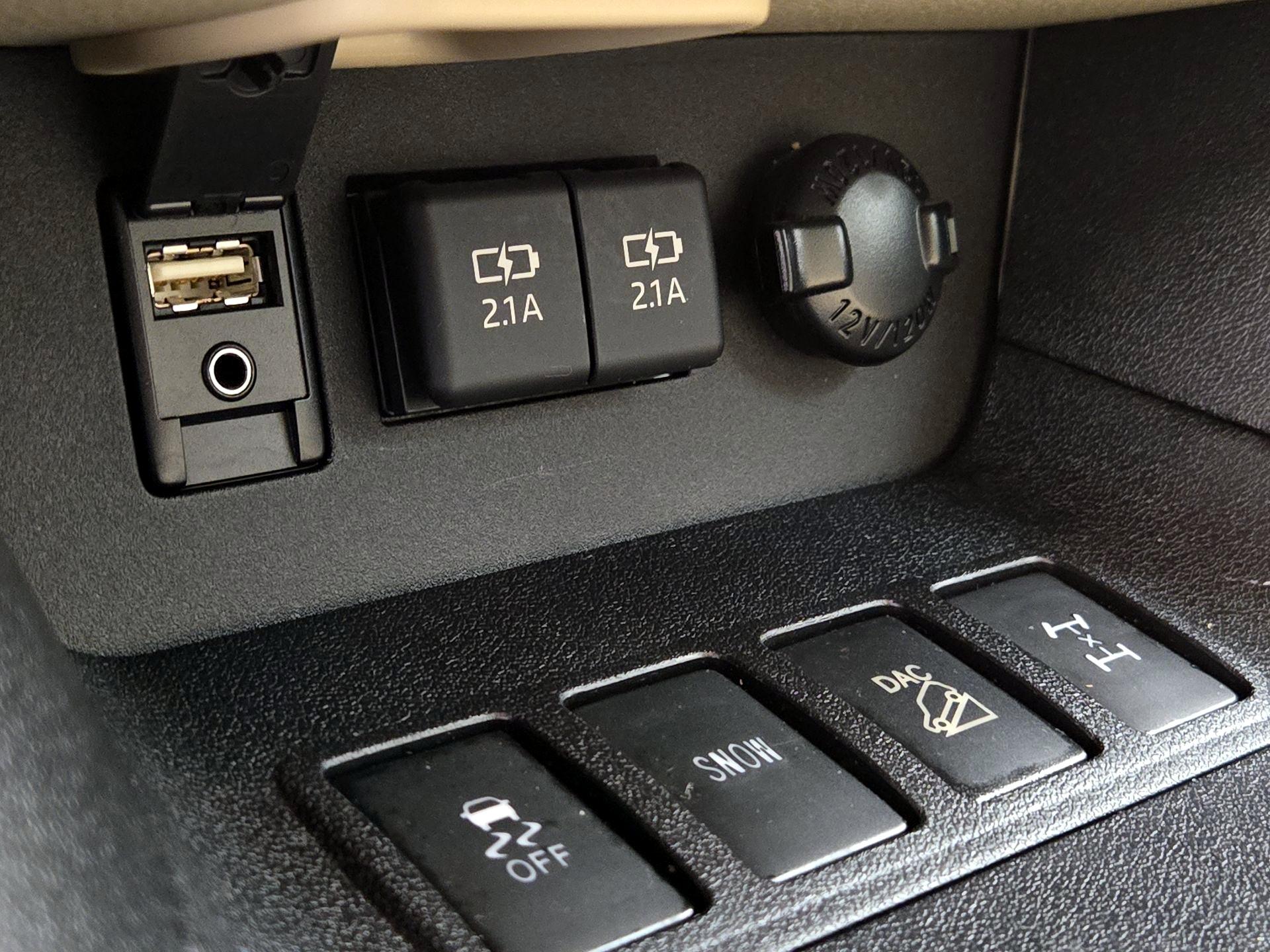 Thumbnail: 2019 Toyota Highlander - 18