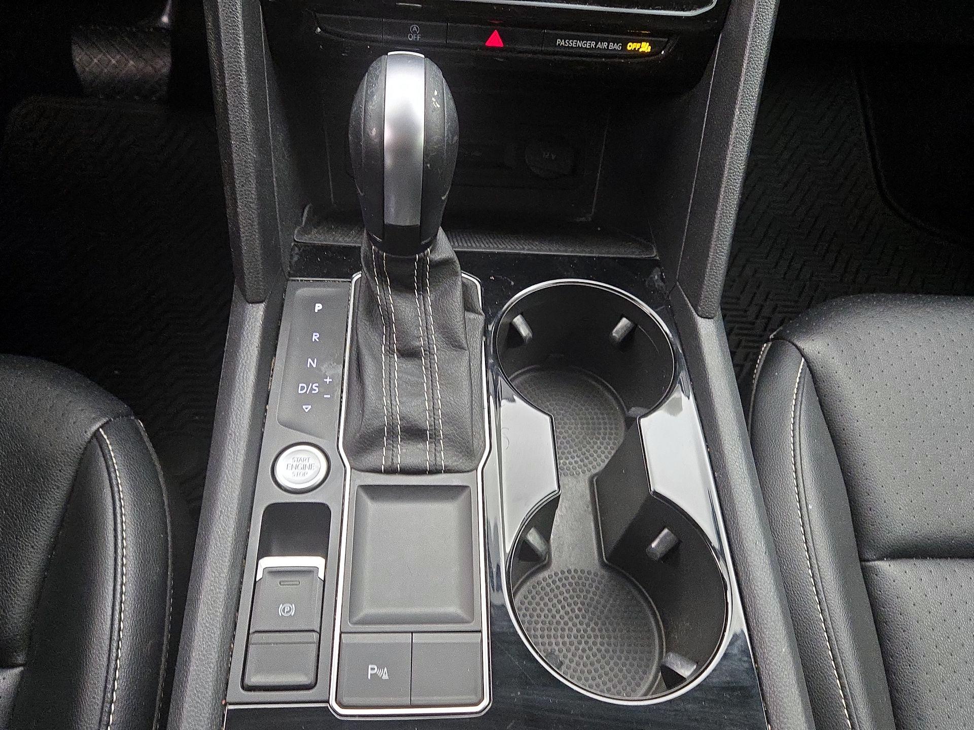 Thumbnail: 2022 Volkswagen Atlas - 17