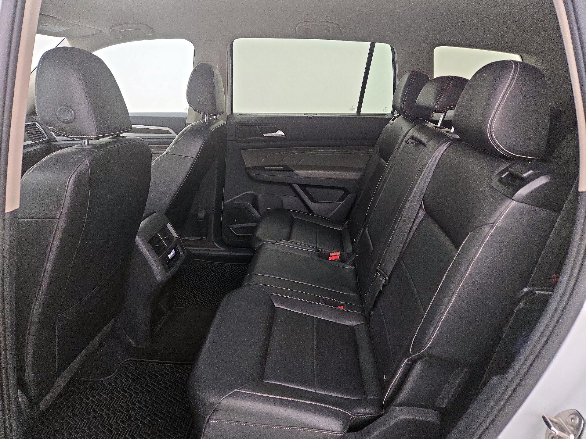 Thumbnail: 2022 Volkswagen Atlas - 18