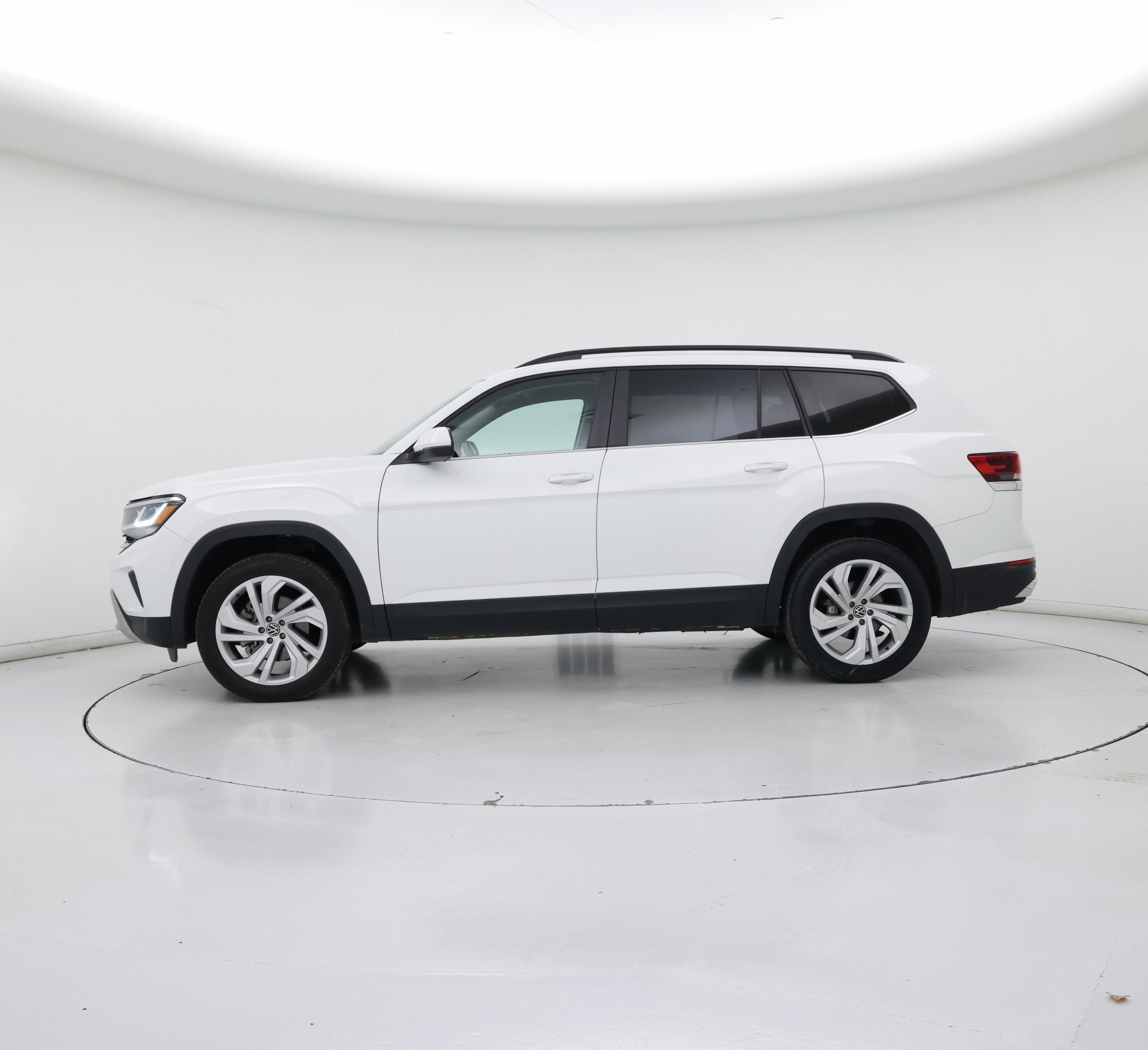 Thumbnail: 2022 Volkswagen Atlas - 3