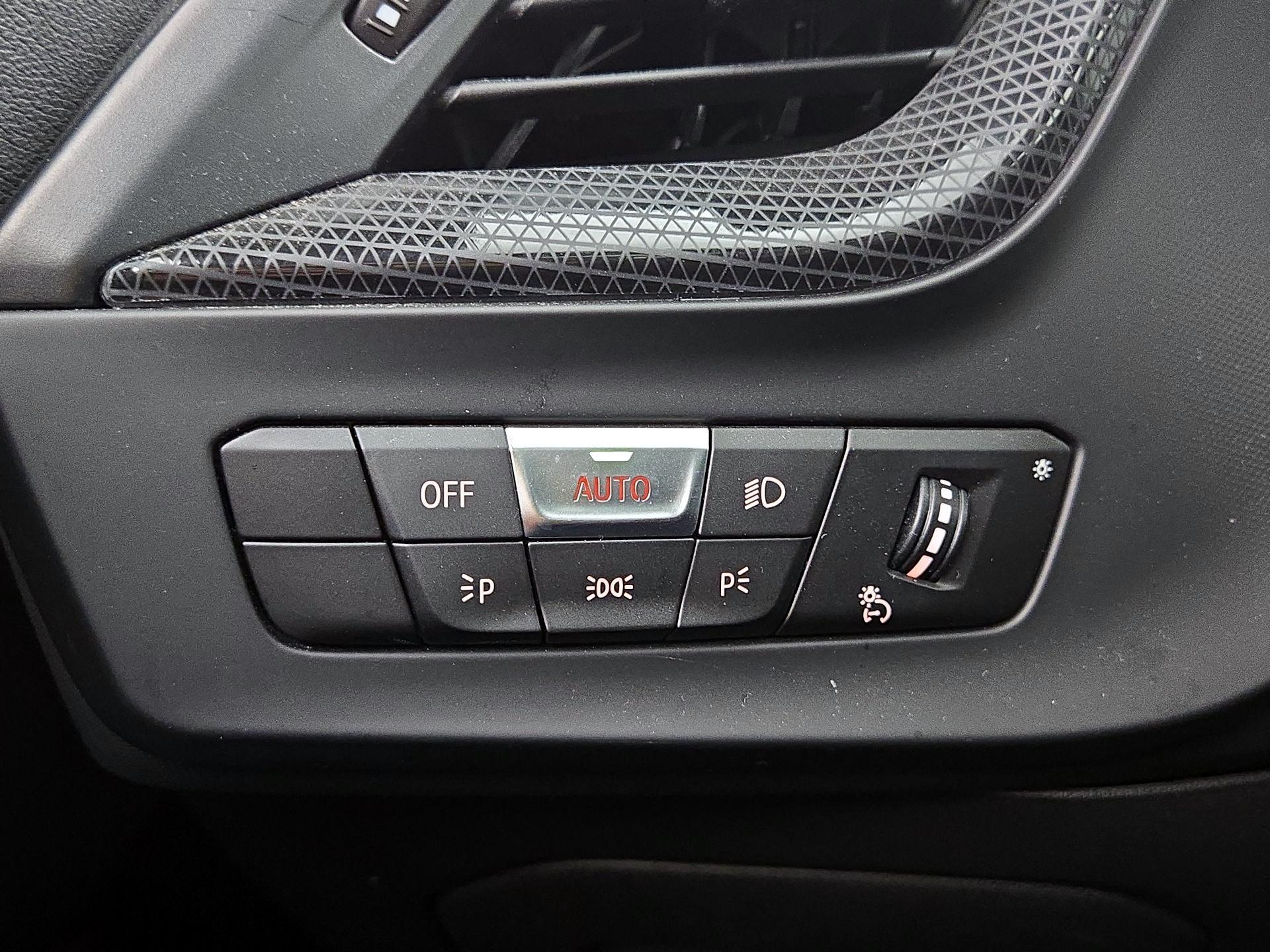 Thumbnail: 2022 BMW 2 Series - 13