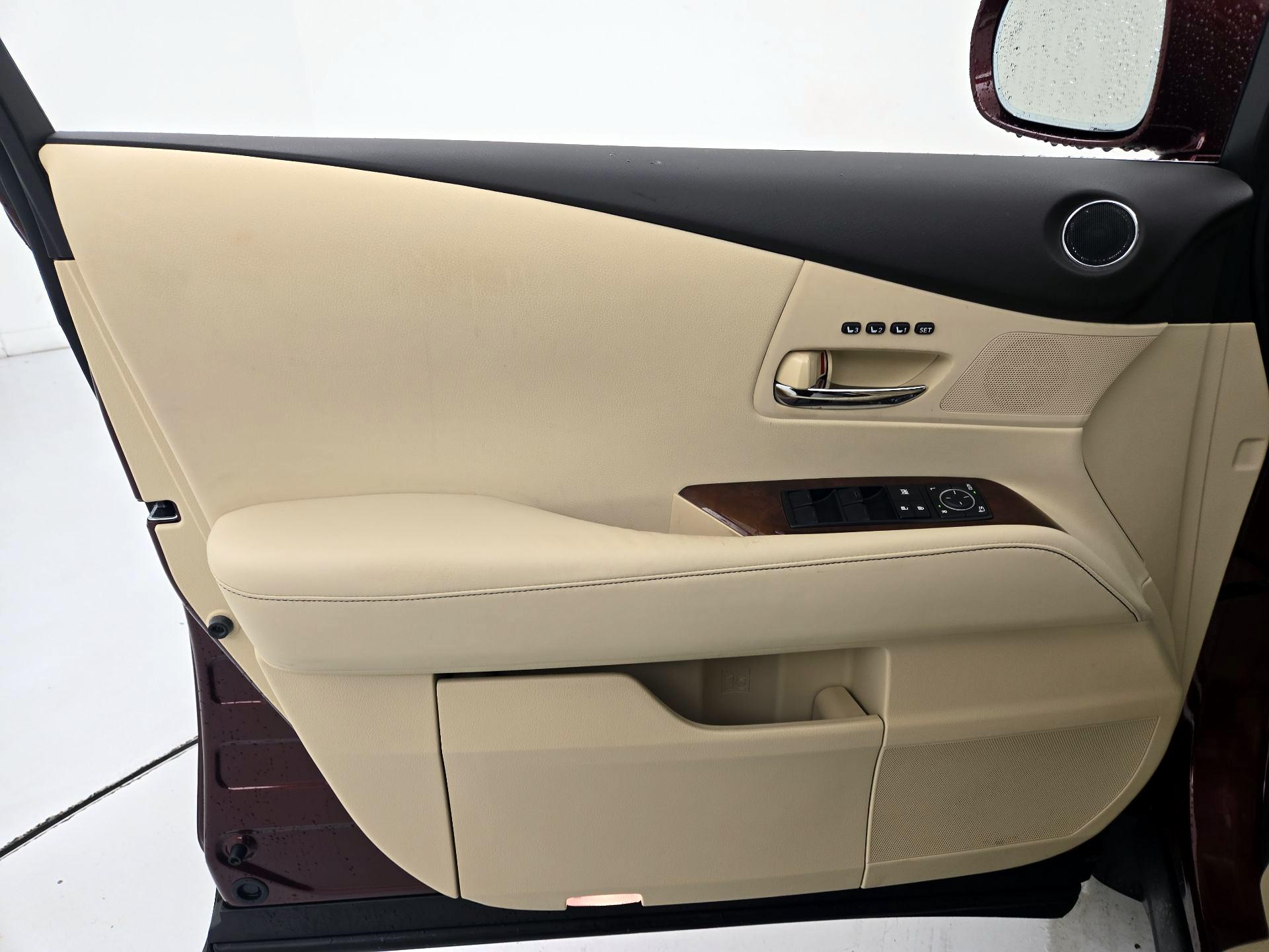 Thumbnail: 2015 Lexus RX - 12