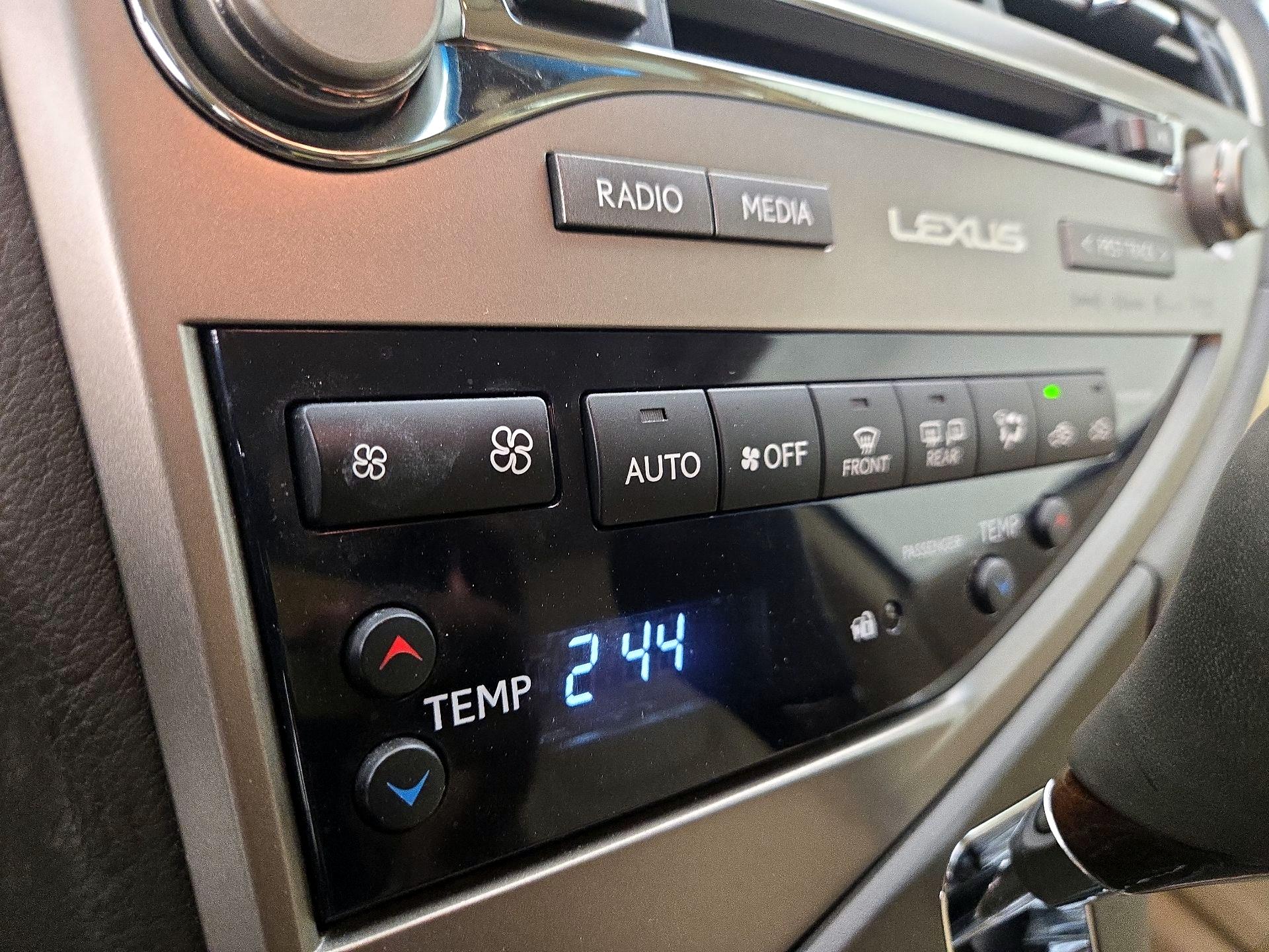 Thumbnail: 2015 Lexus RX - 16