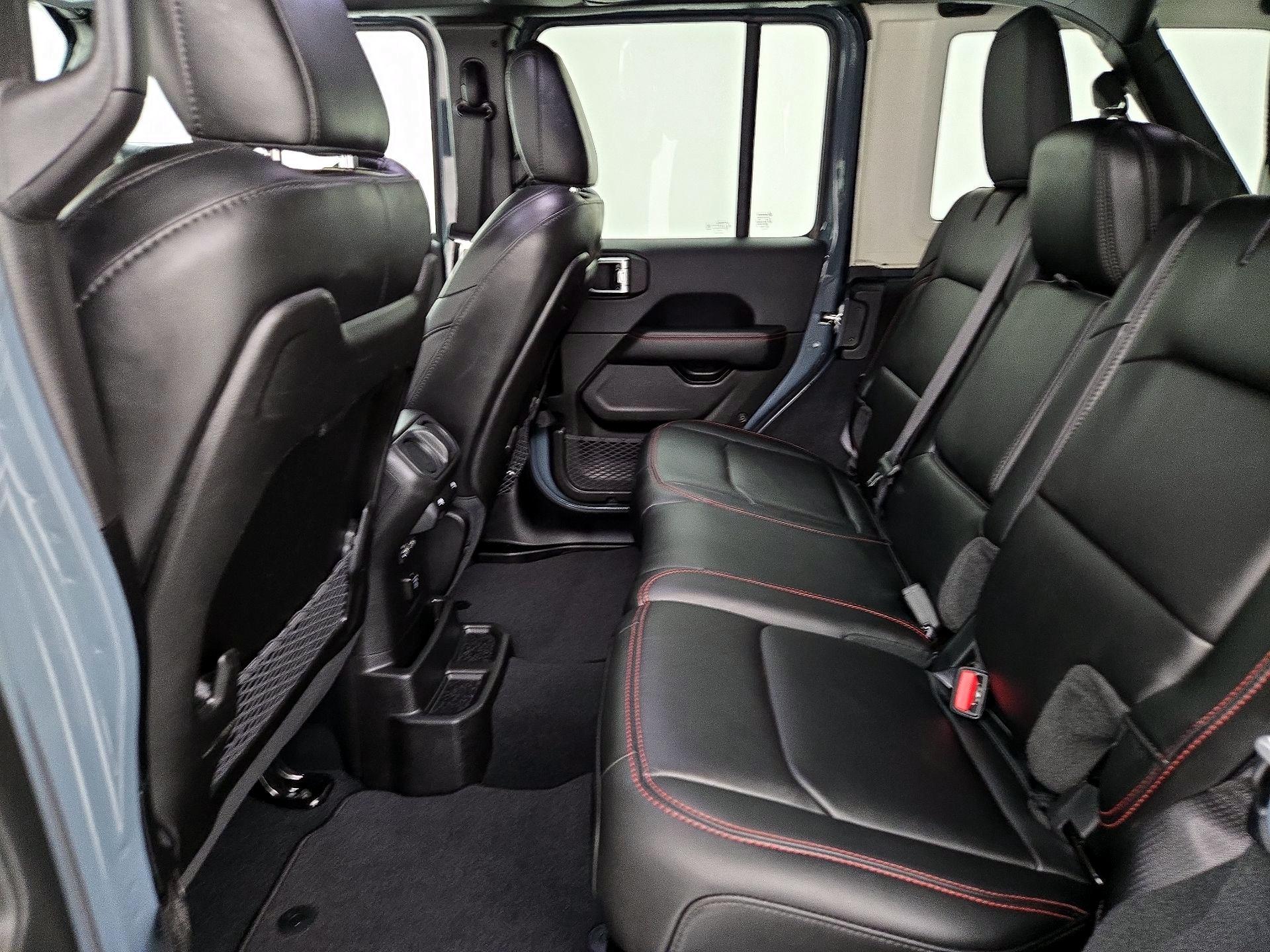 Thumbnail: 2024 Jeep Wrangler - 18