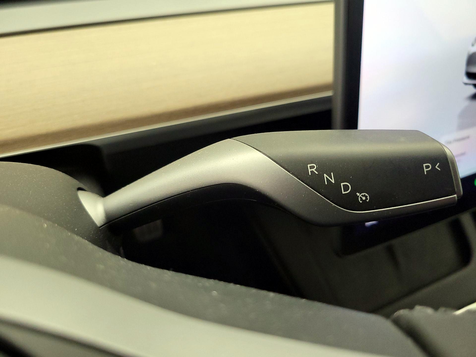 Thumbnail: 2023 Tesla Model 3 - 17