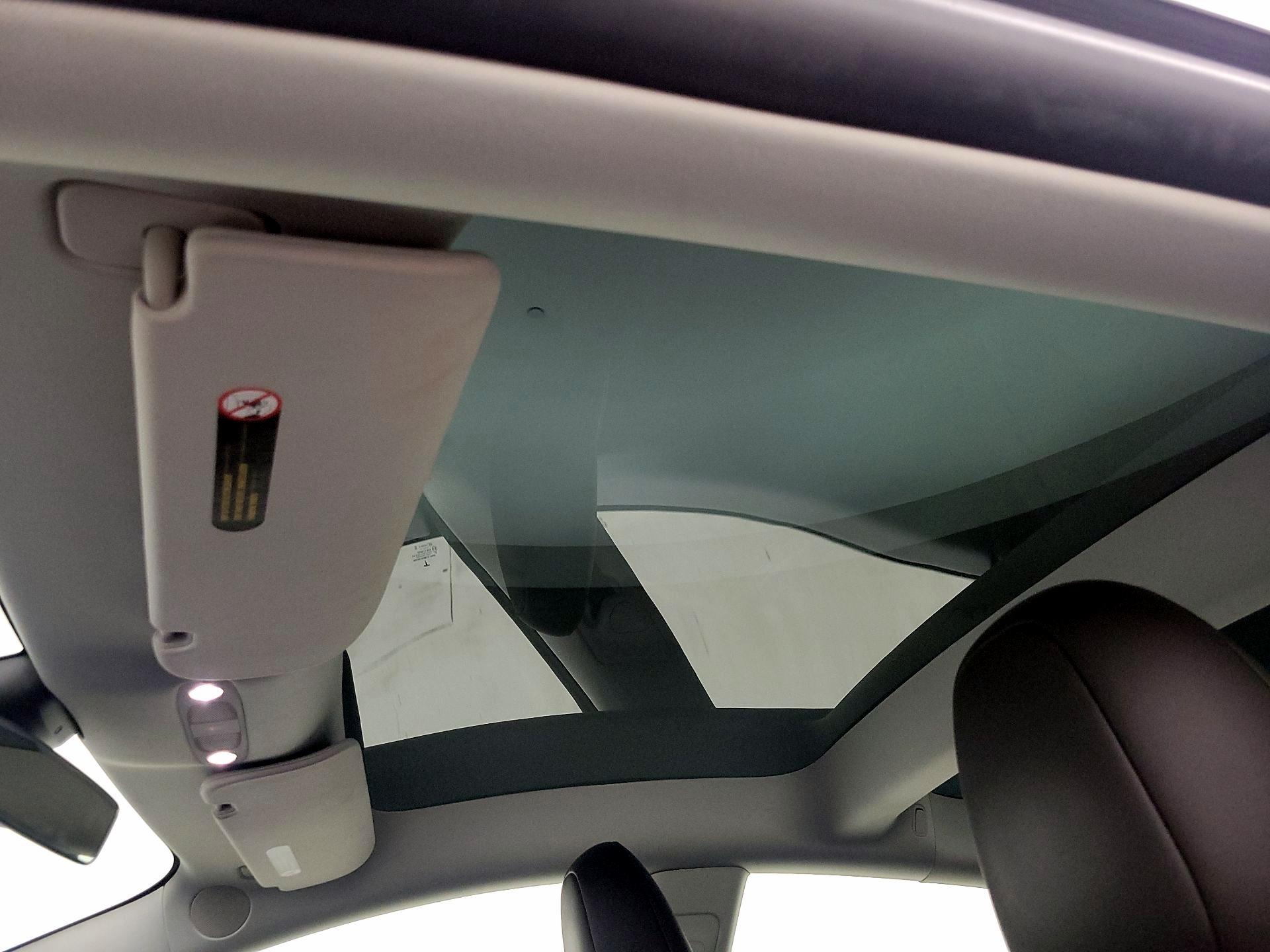 Thumbnail: 2023 Tesla Model 3 - 18