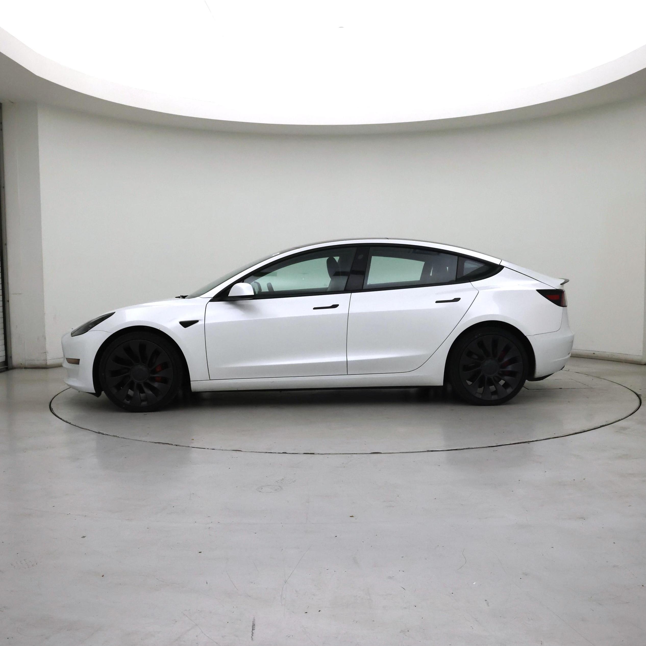 Thumbnail: 2023 Tesla Model 3 - 3