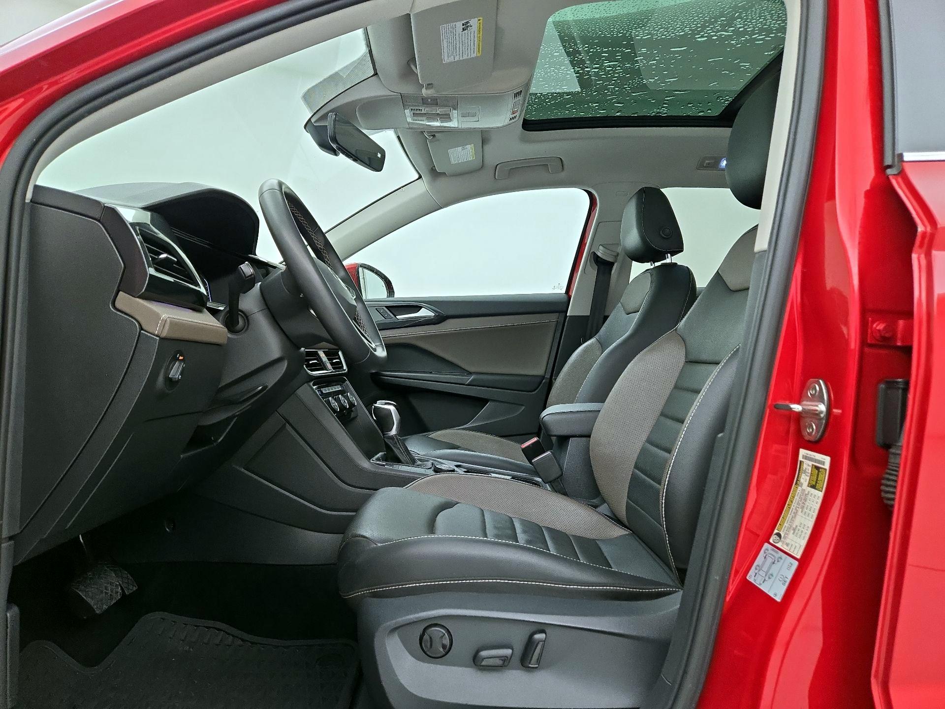 Thumbnail: 2022 Volkswagen Taos - 11