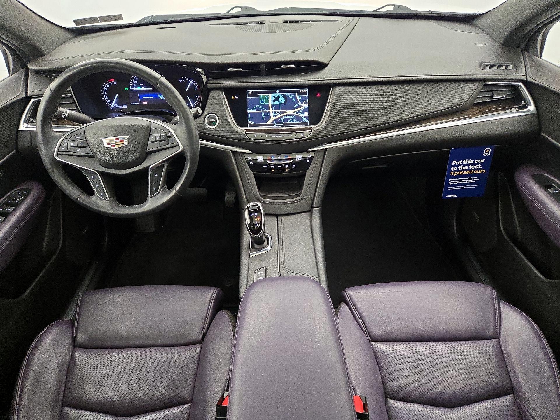 Thumbnail: 2017 Cadillac XT5 - 9