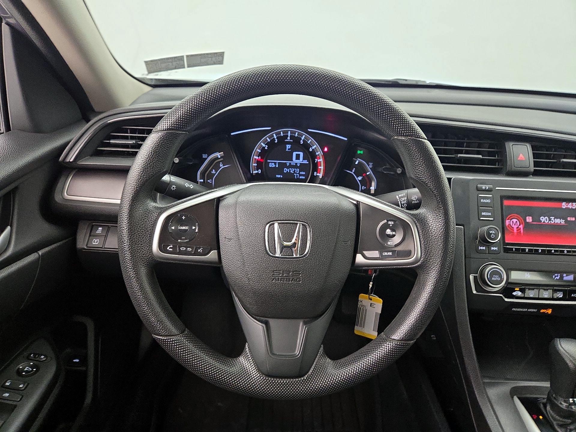 Thumbnail: 2017 Honda Civic - 10