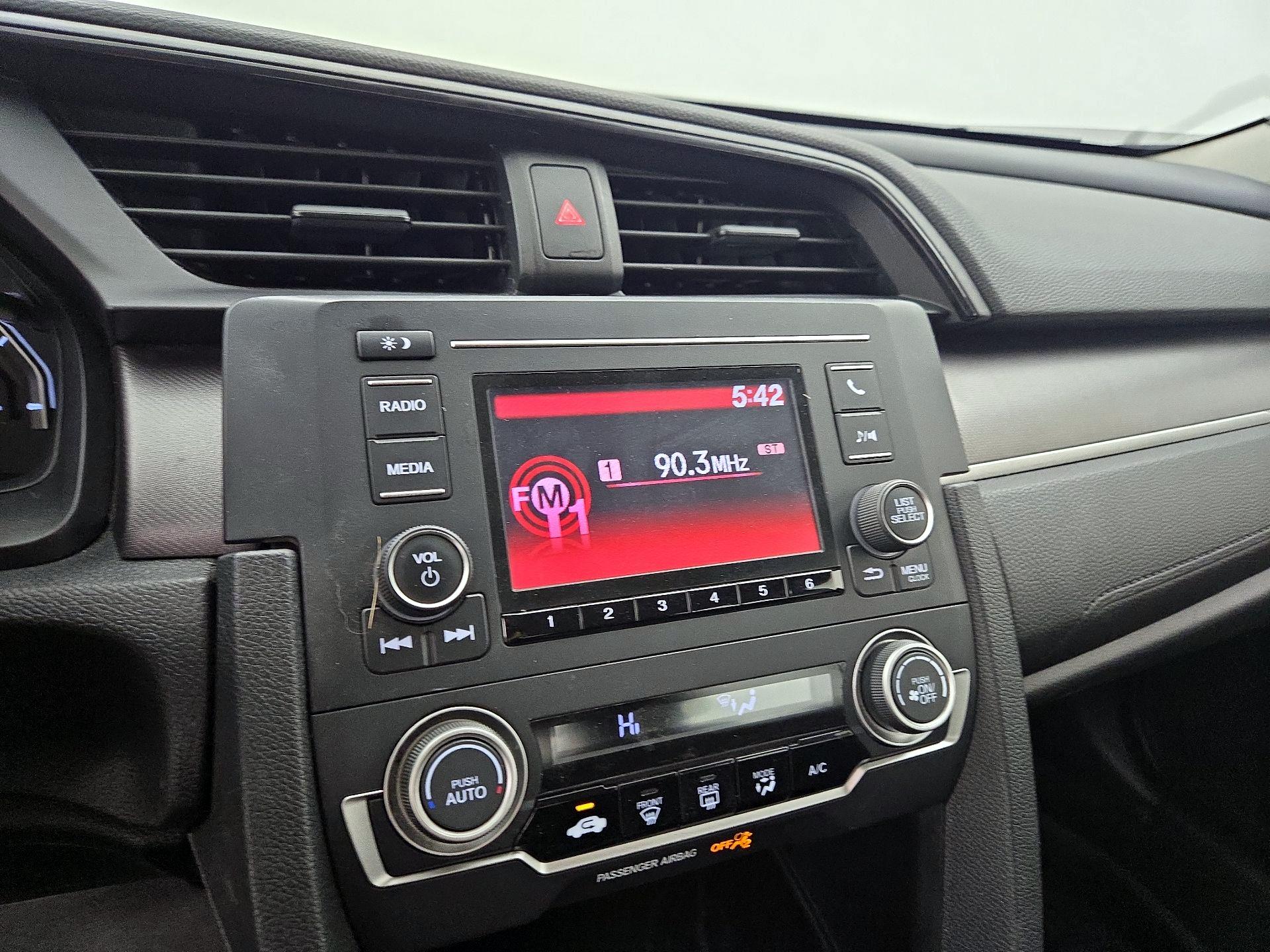 Thumbnail: 2017 Honda Civic - 15