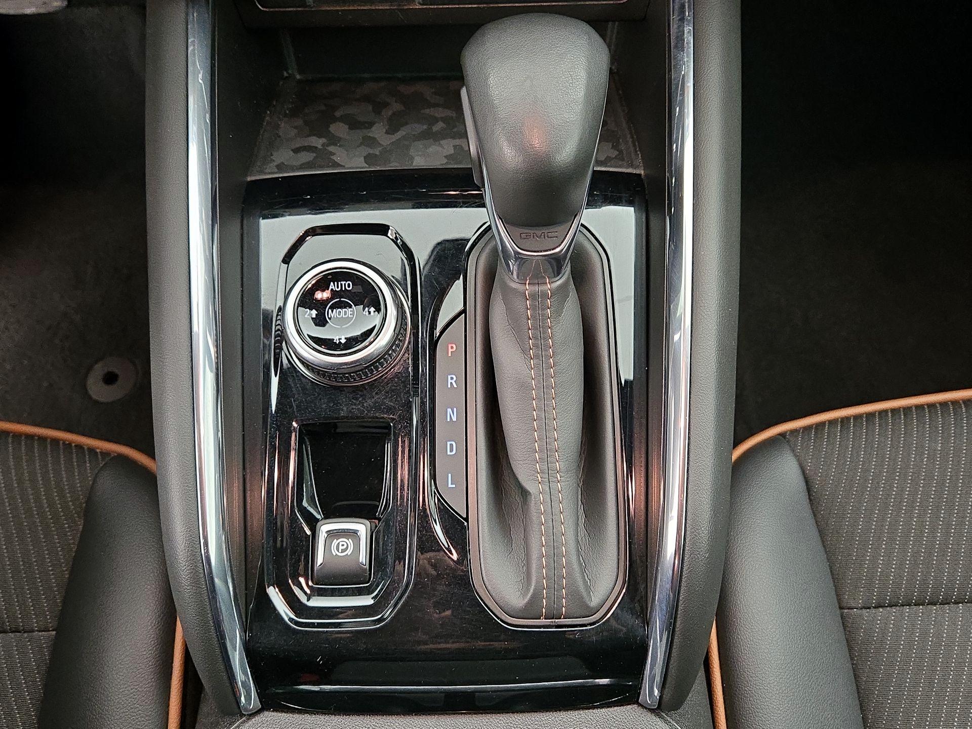 Thumbnail: 2023 GMC Canyon - 16