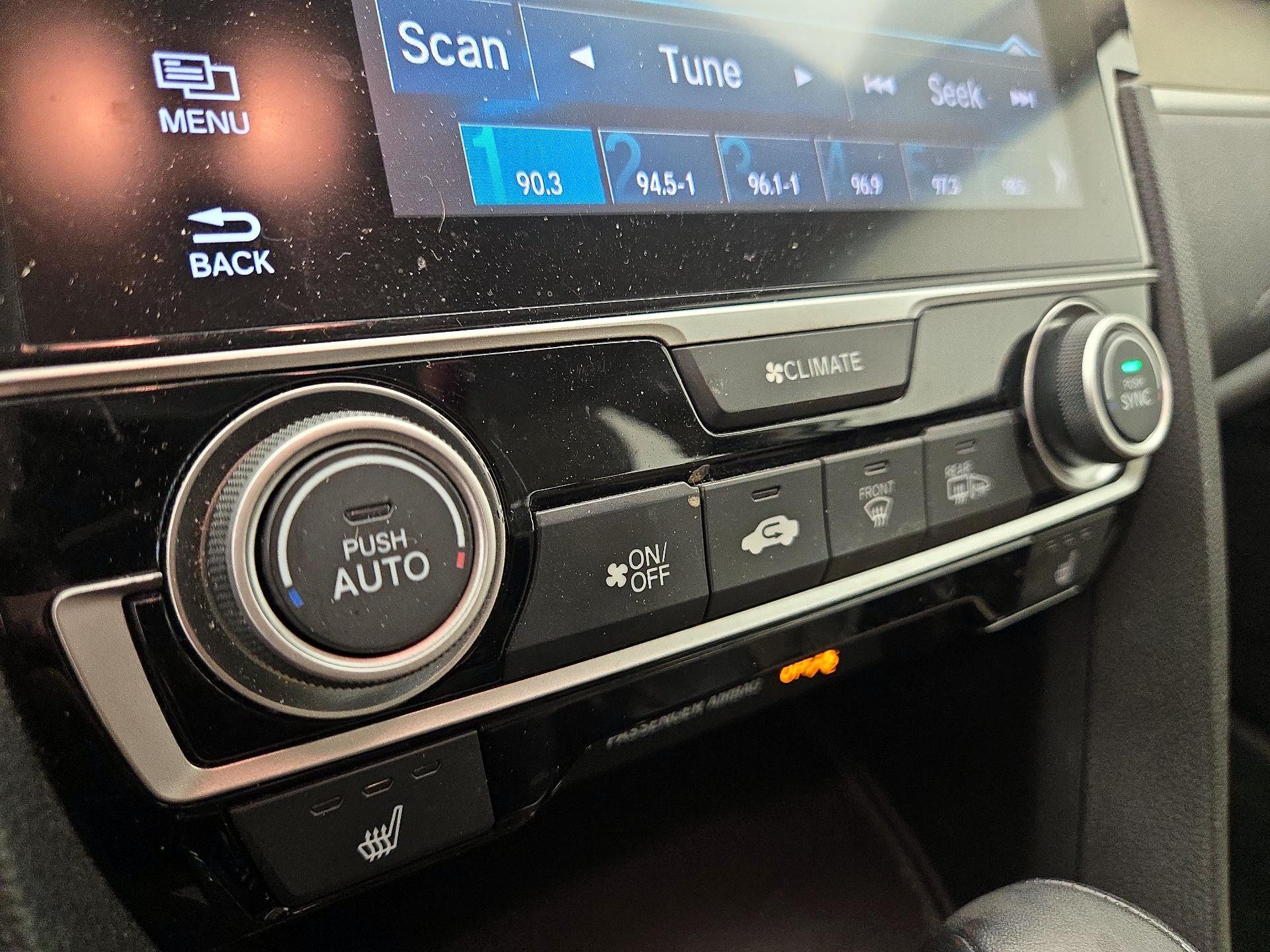 Thumbnail: 2016 Honda Civic - 16