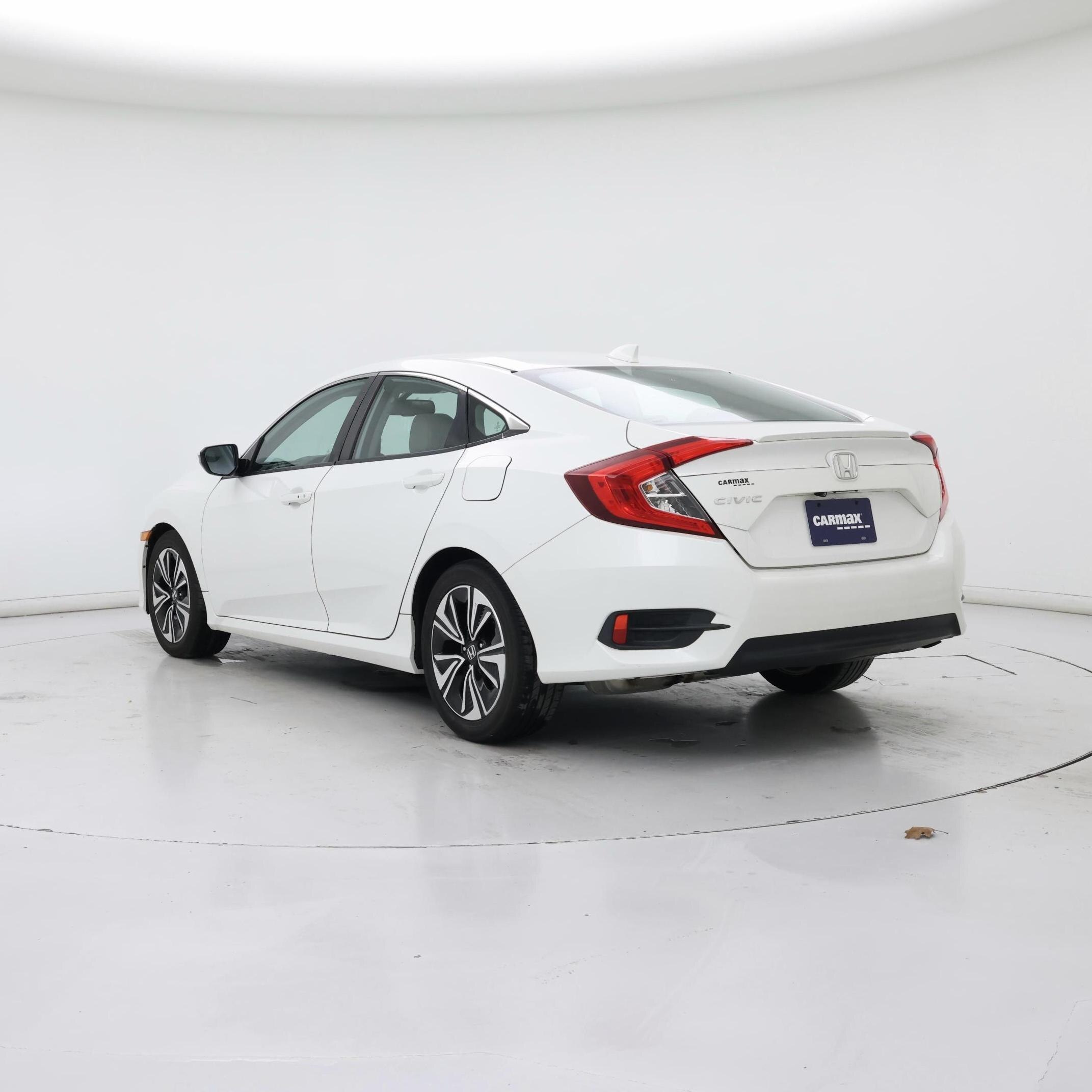 Thumbnail: 2016 Honda Civic - 2